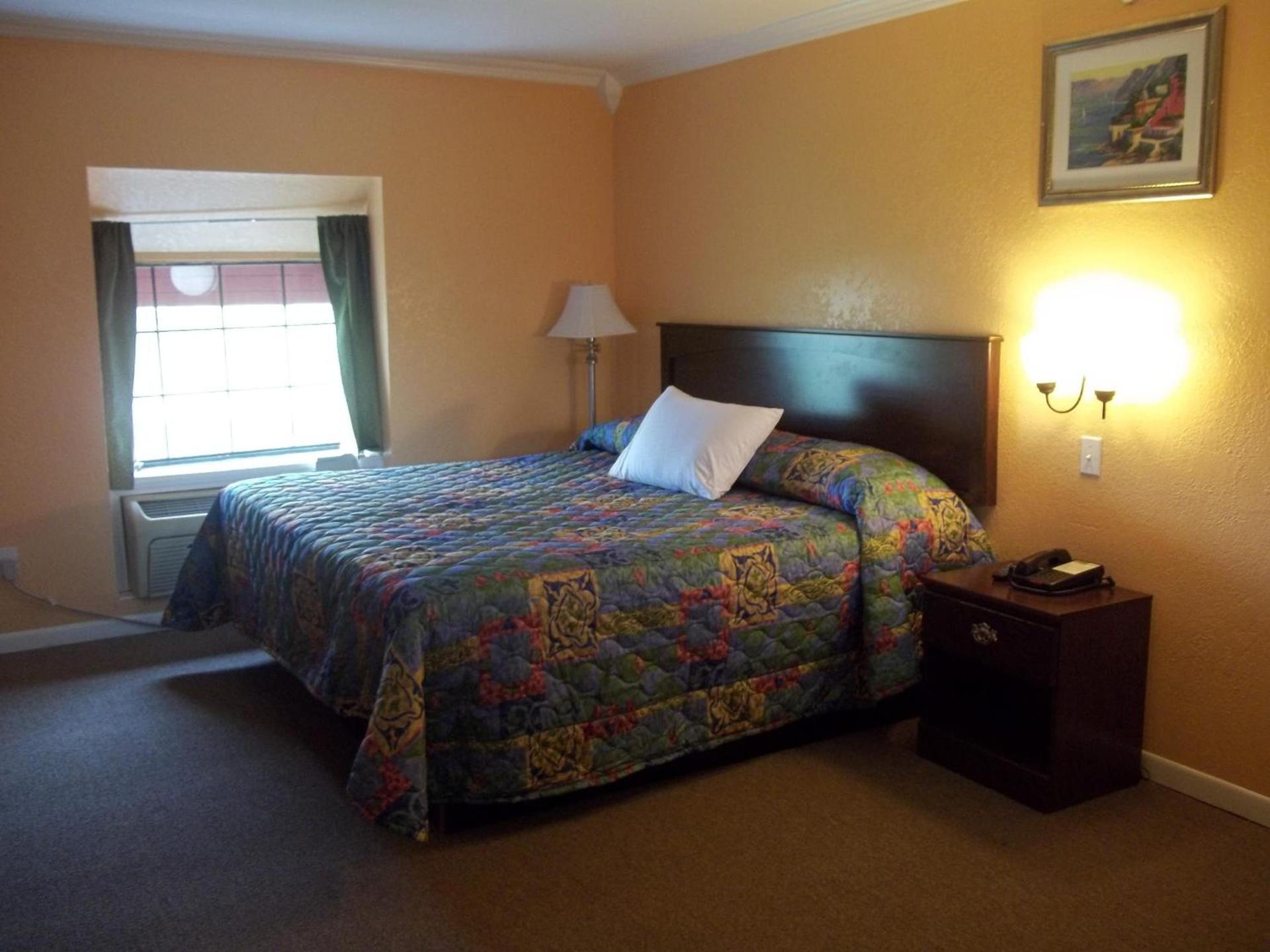Scottish Inns Galveston photo 13