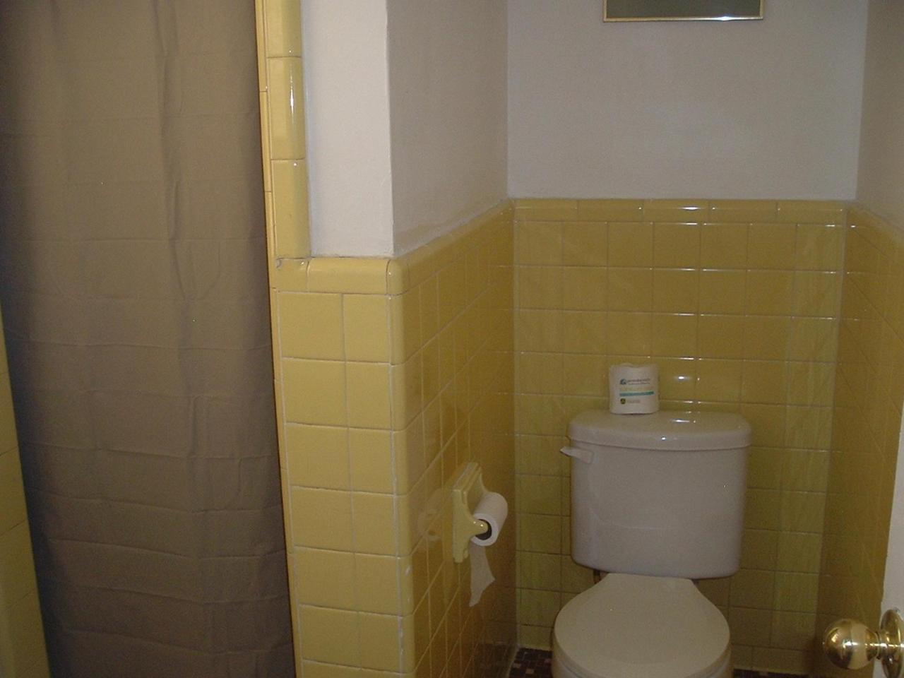 Fels Three Crown Motel photo 17