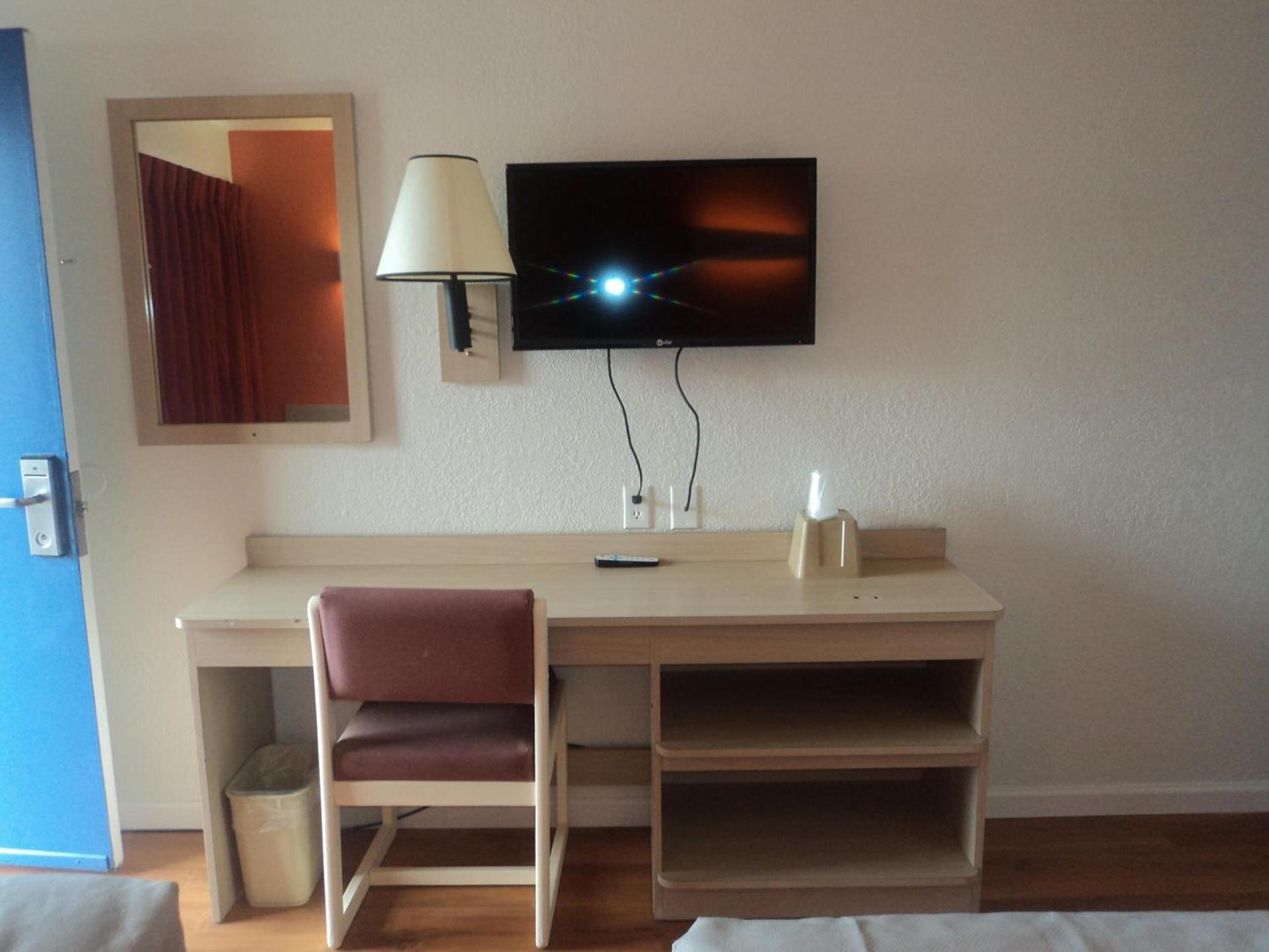 Motel 6 Albuquerque Northeast photo 51
