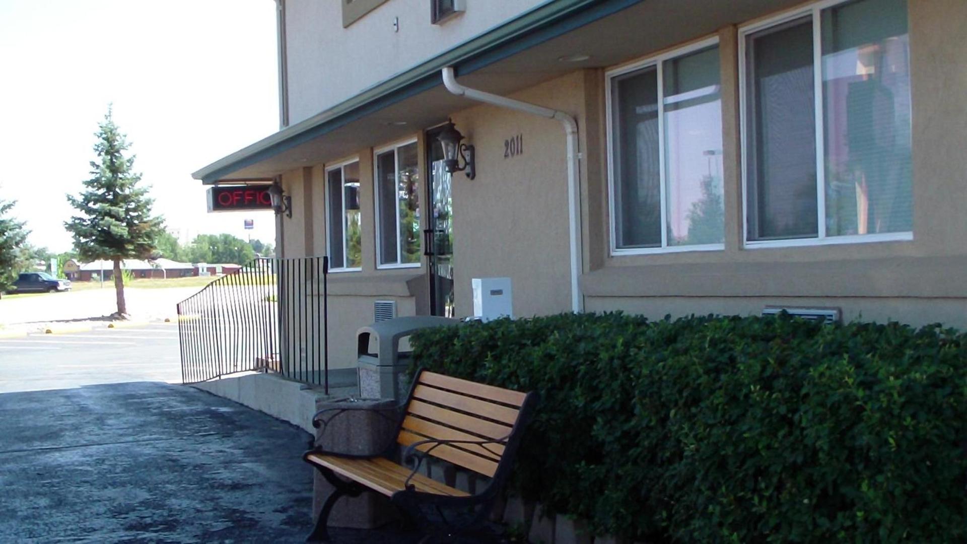Budget Inn Express photo 27