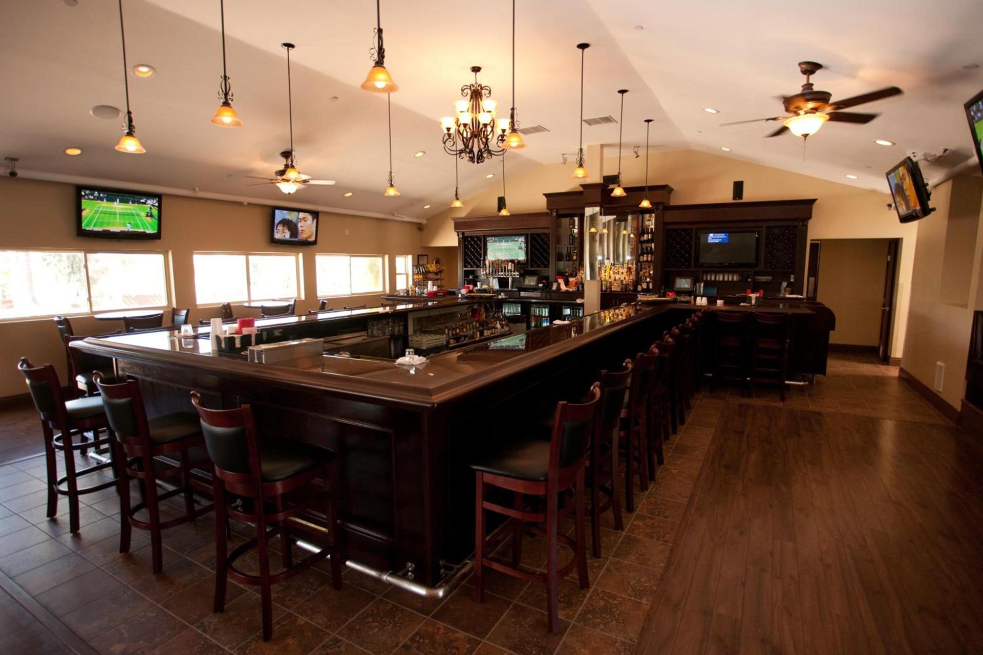 Carlton Oaks Lodge, an Ascend Collection Hotel photo 18