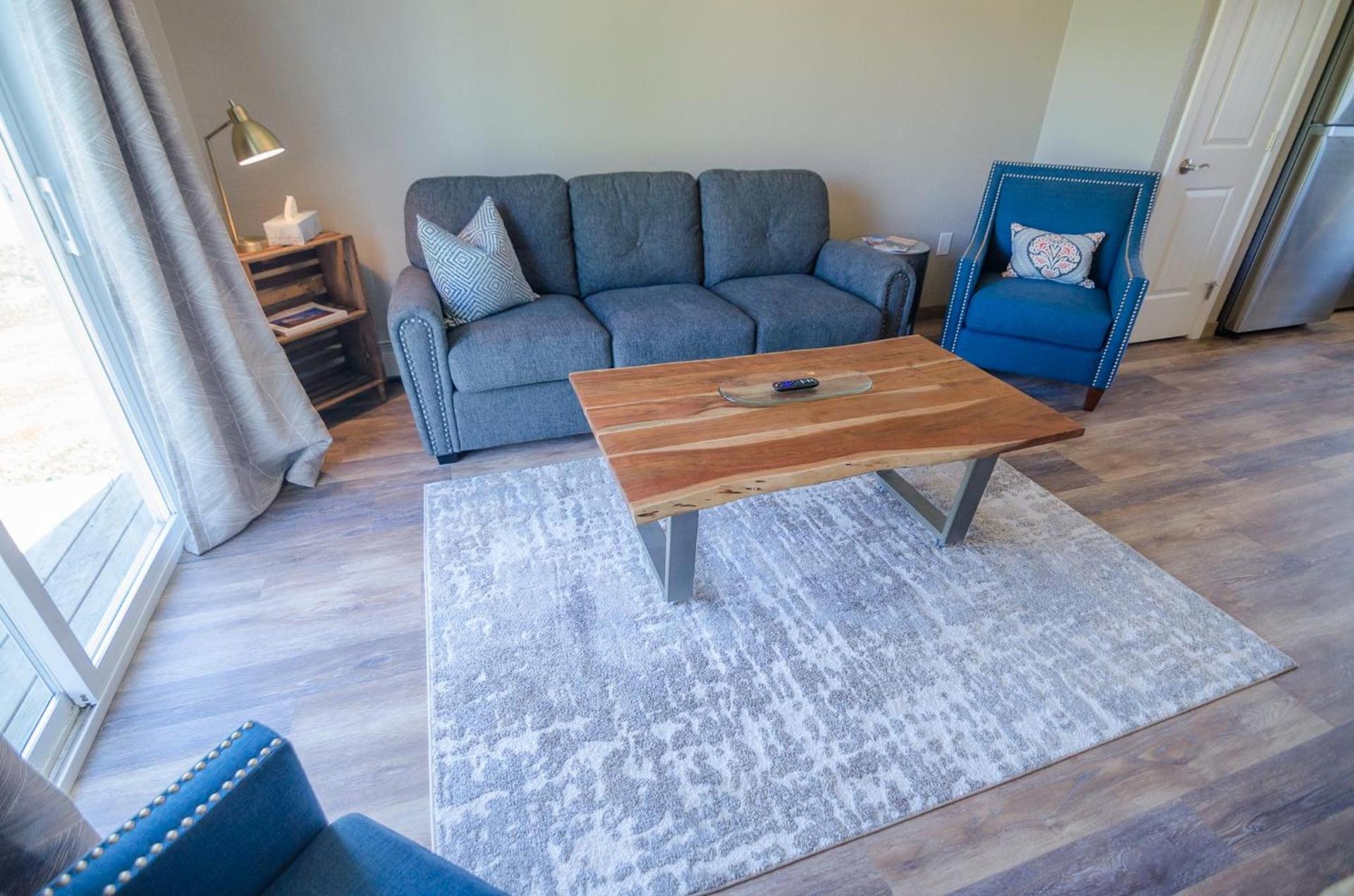 Colony Suites photo 75