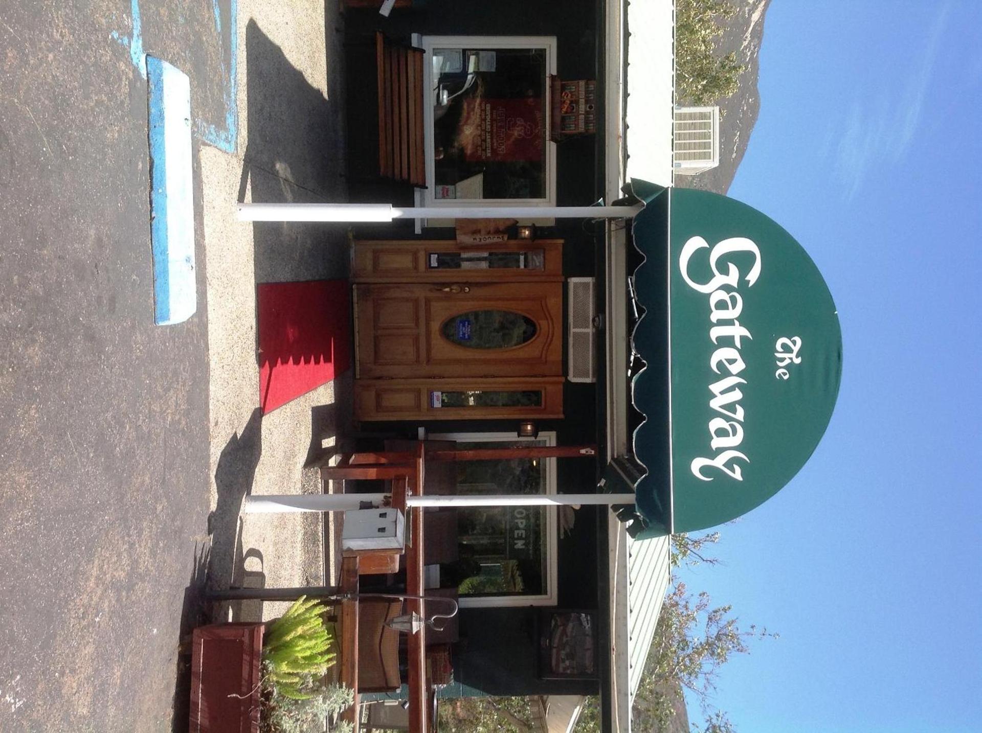 The Gateway Restaurant & Lodge photo 22