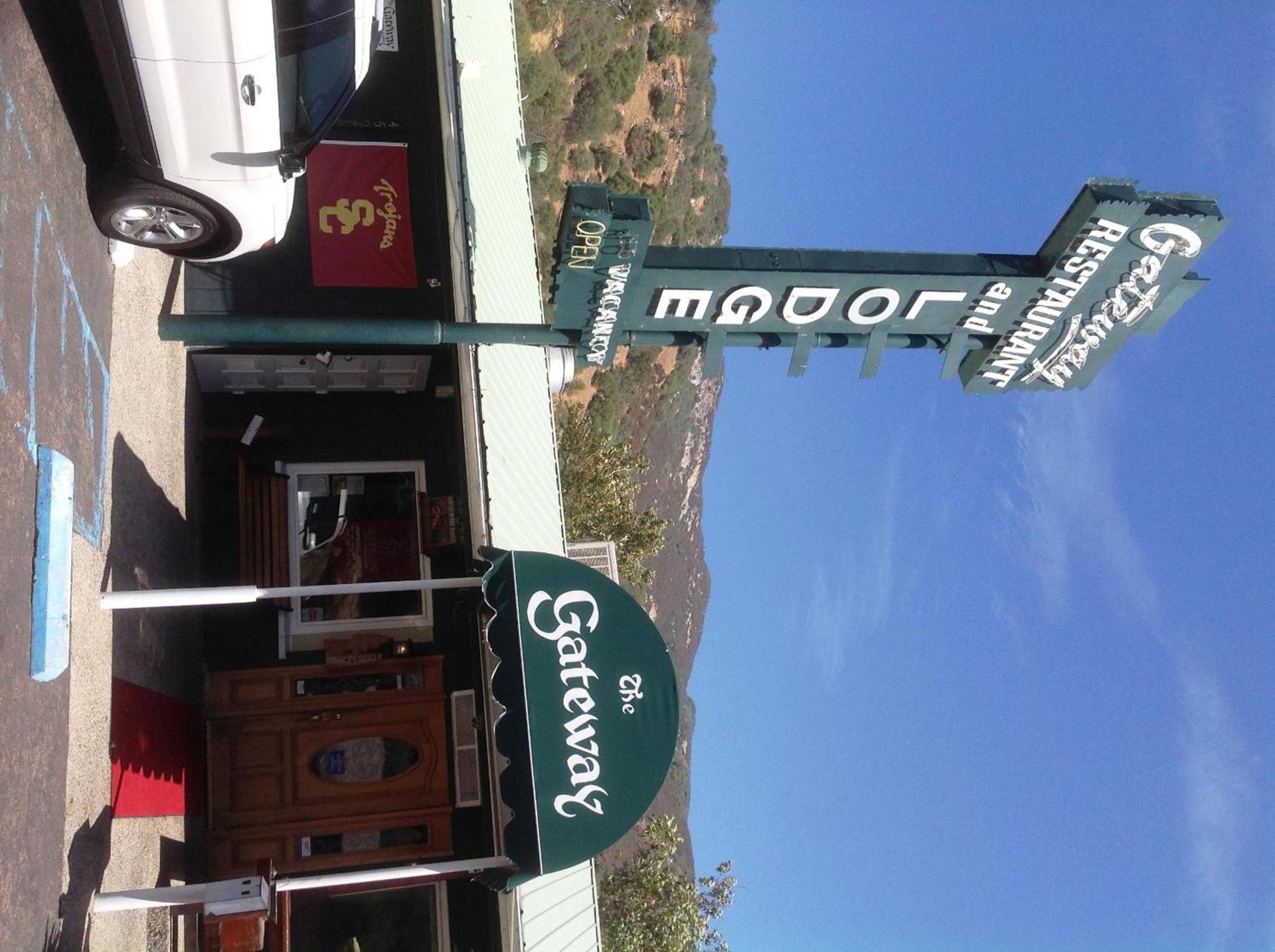 The Gateway Restaurant & Lodge photo 21