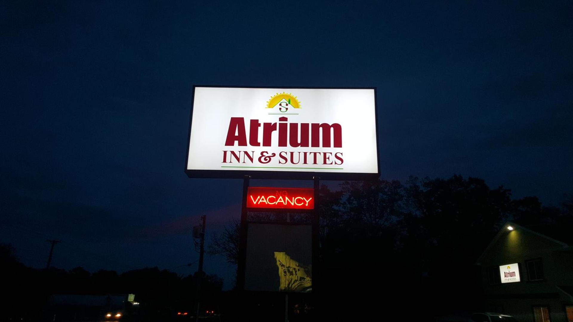Atrium Inn & Suites photo 15