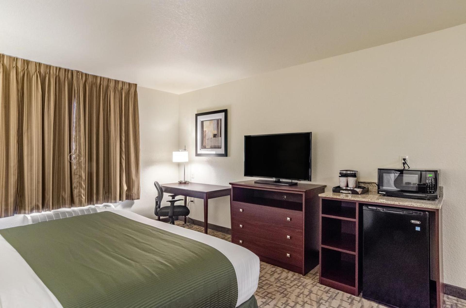Cobblestone Inn & Suites - Bridgeport photo 3