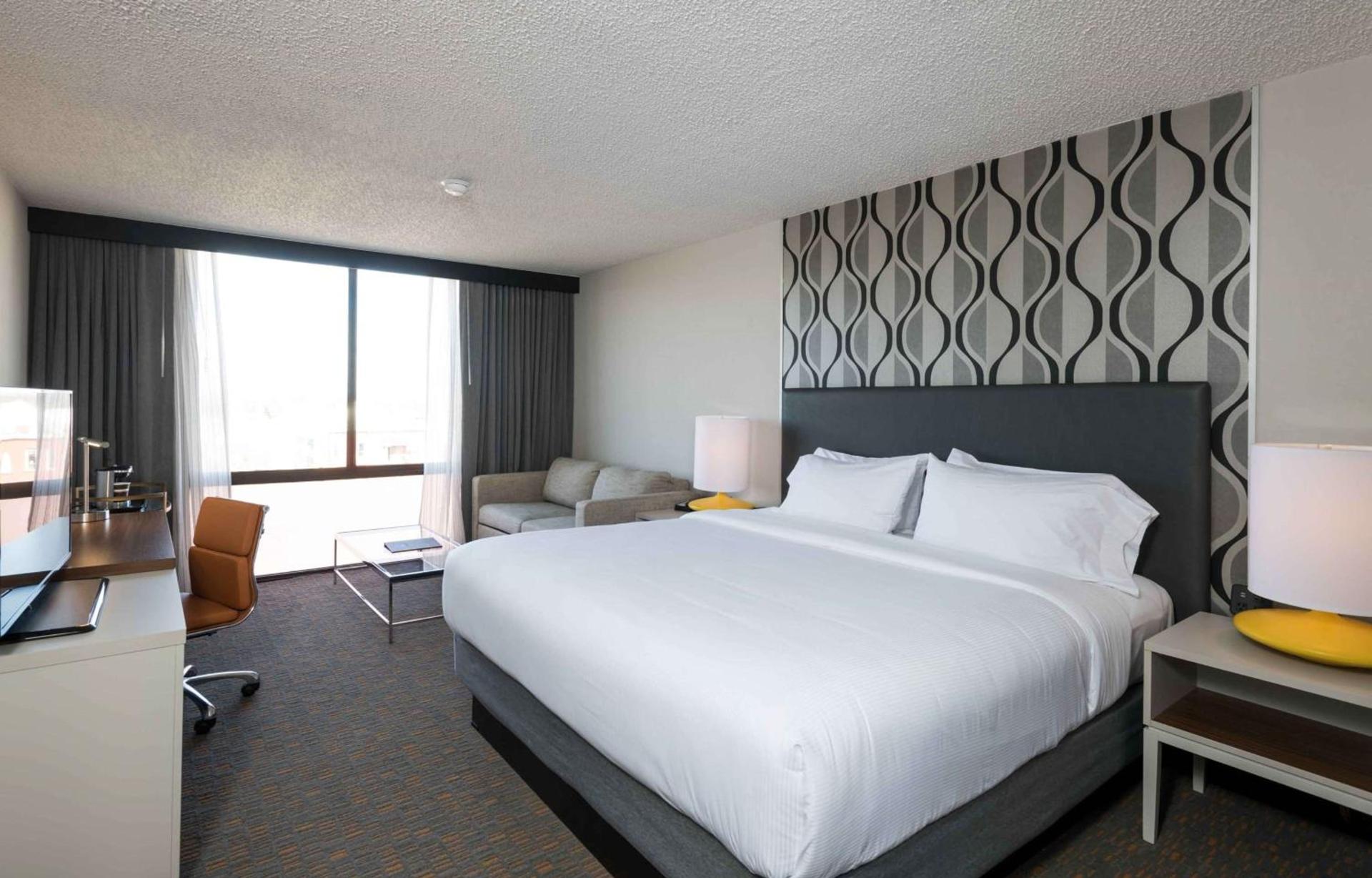Wyndham Fort Smith City Center photo 48