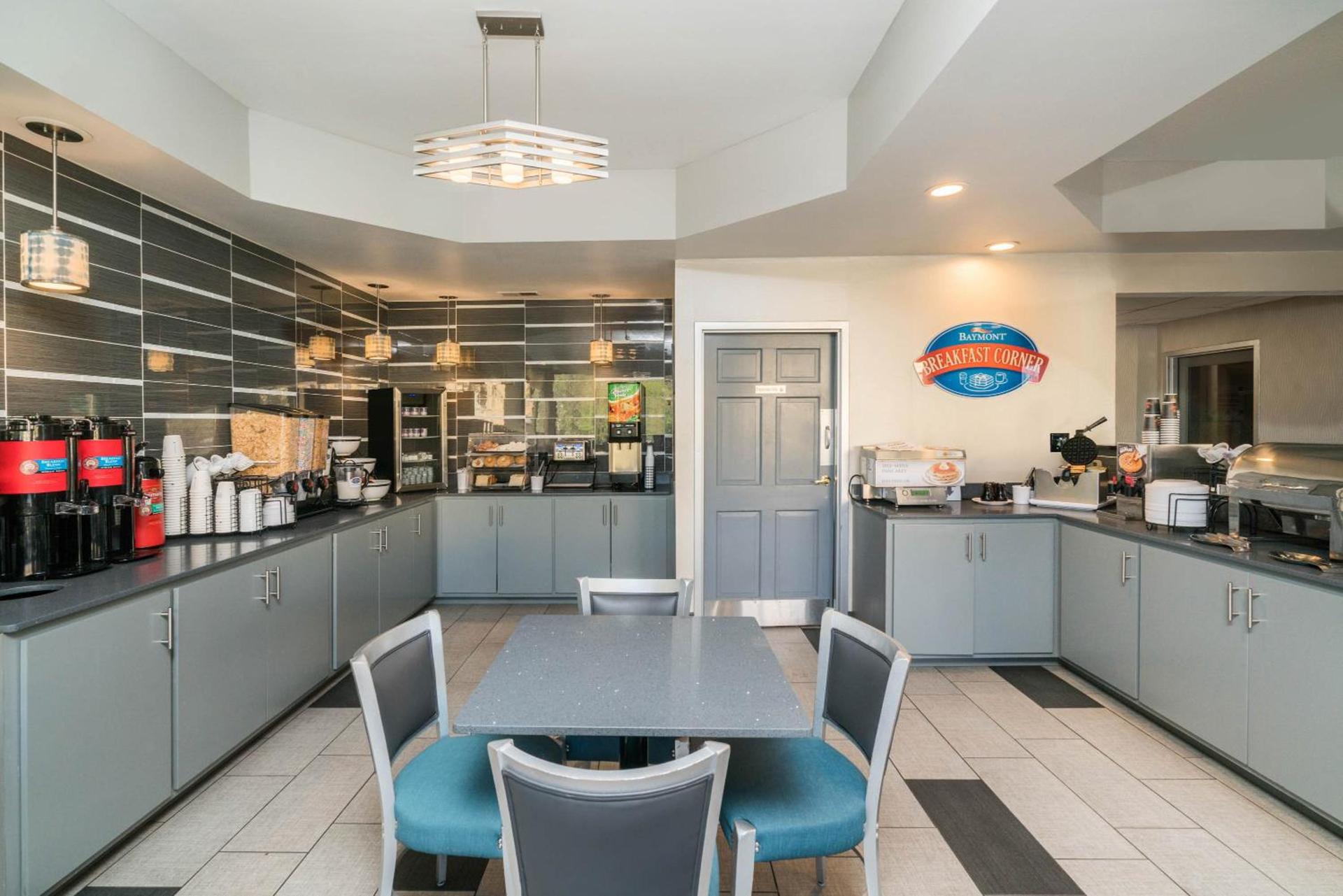 Baymont by Wyndham Franklin photo 45