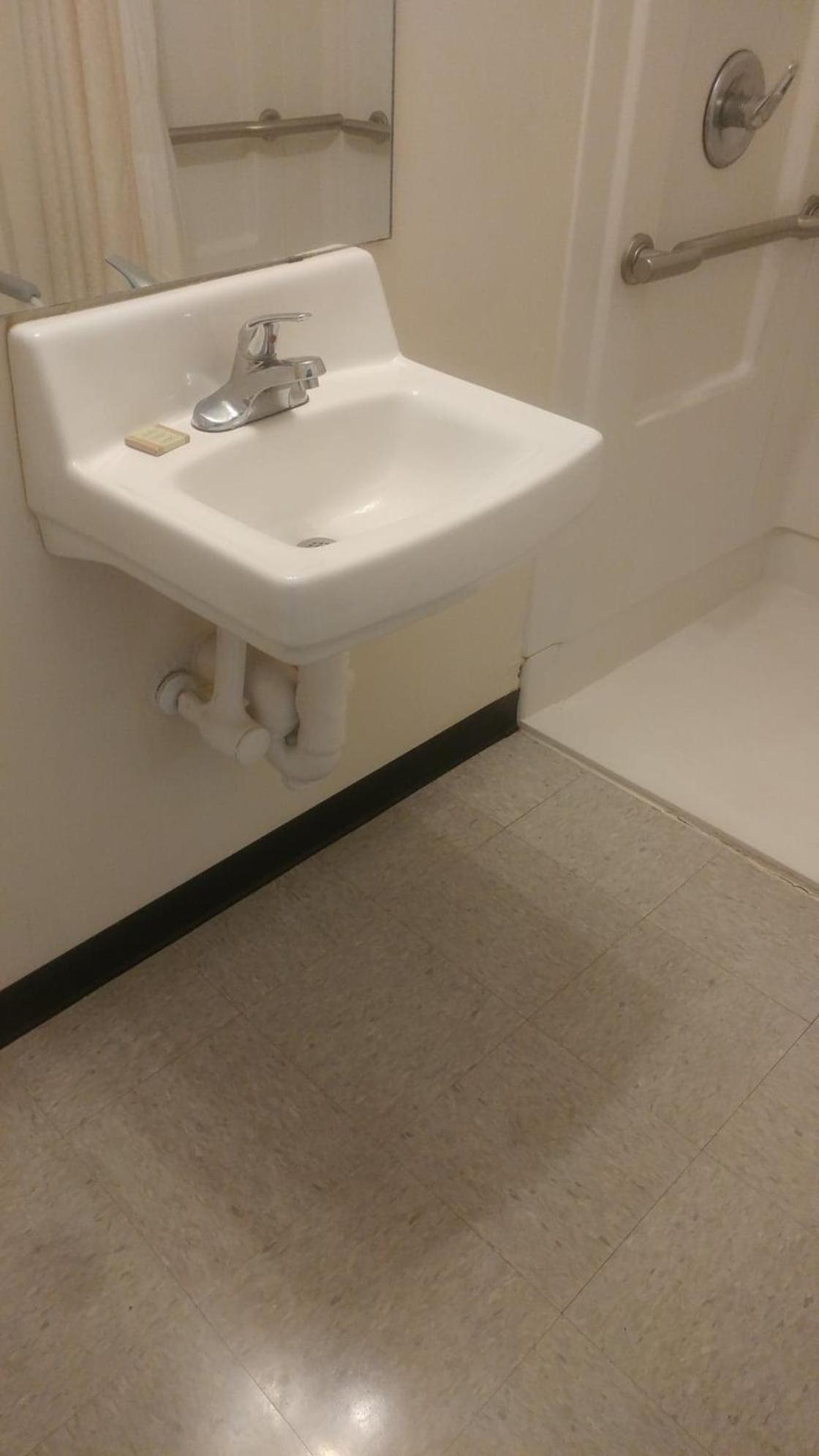 High Falls Inn & Suites photo 4