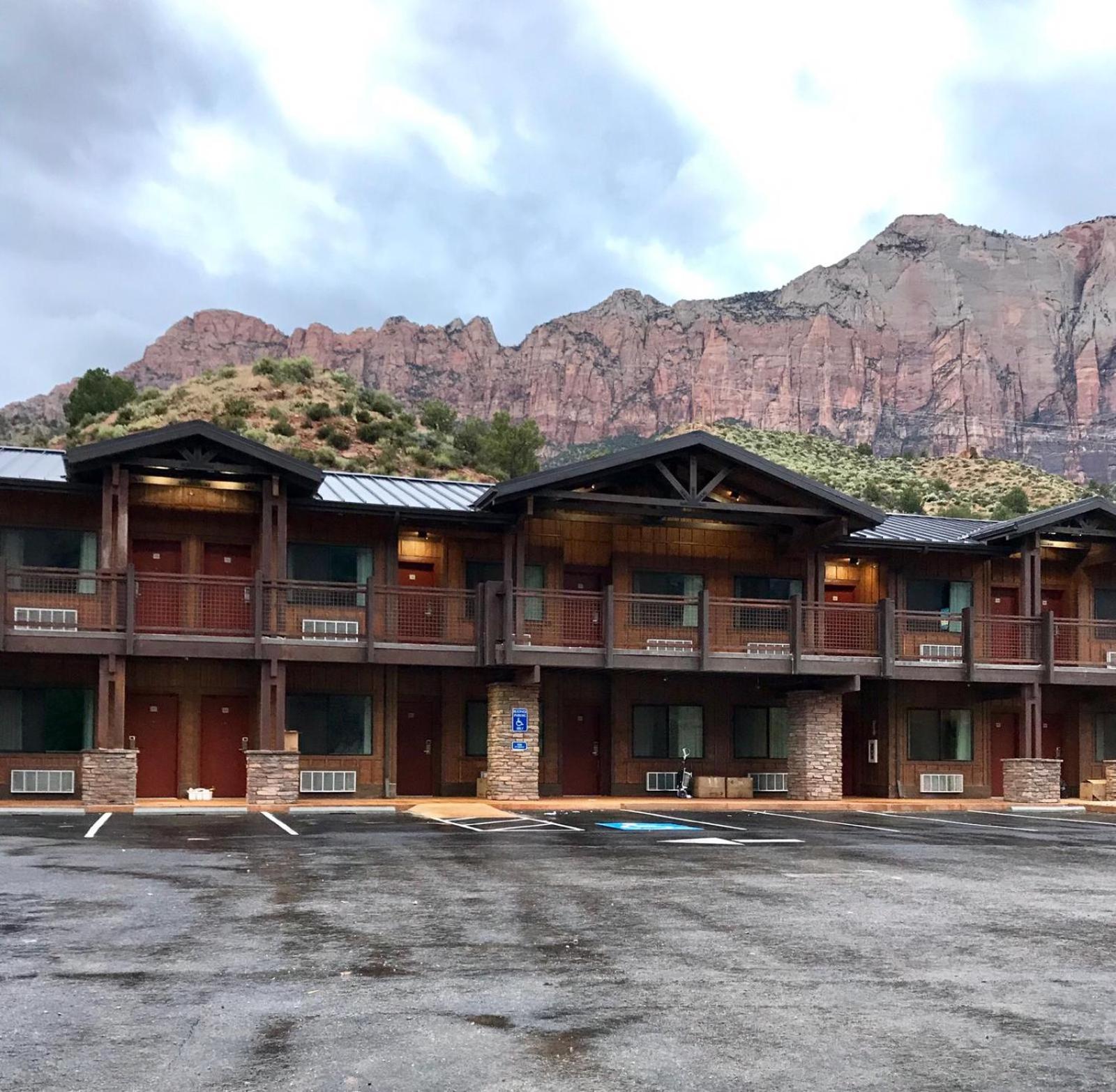 Zion Canyon Lodge photo 32