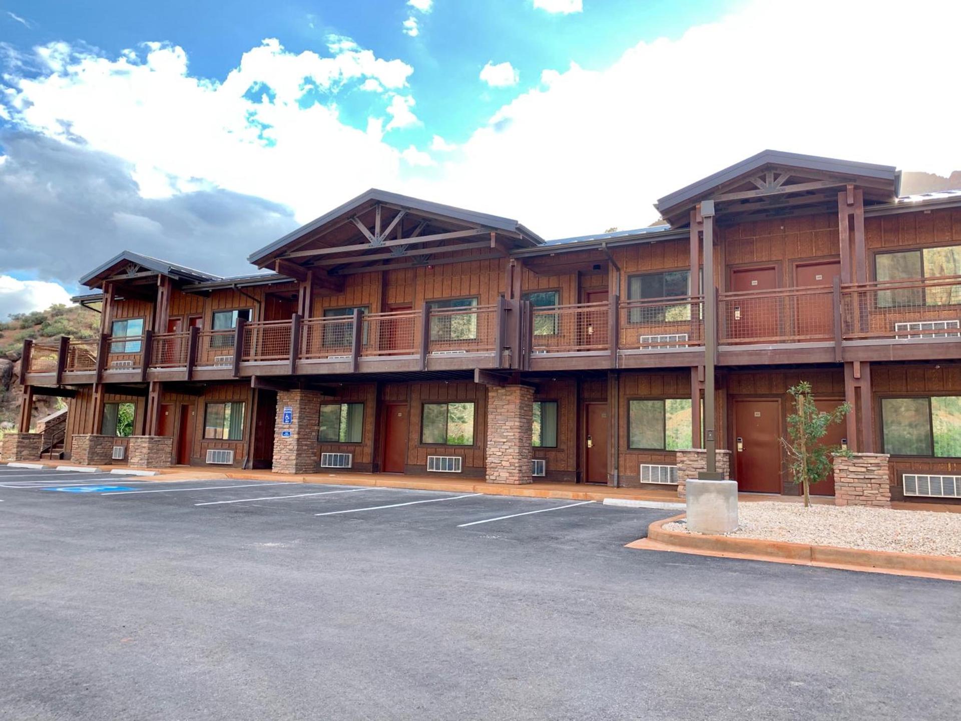 Zion Canyon Lodge photo 18