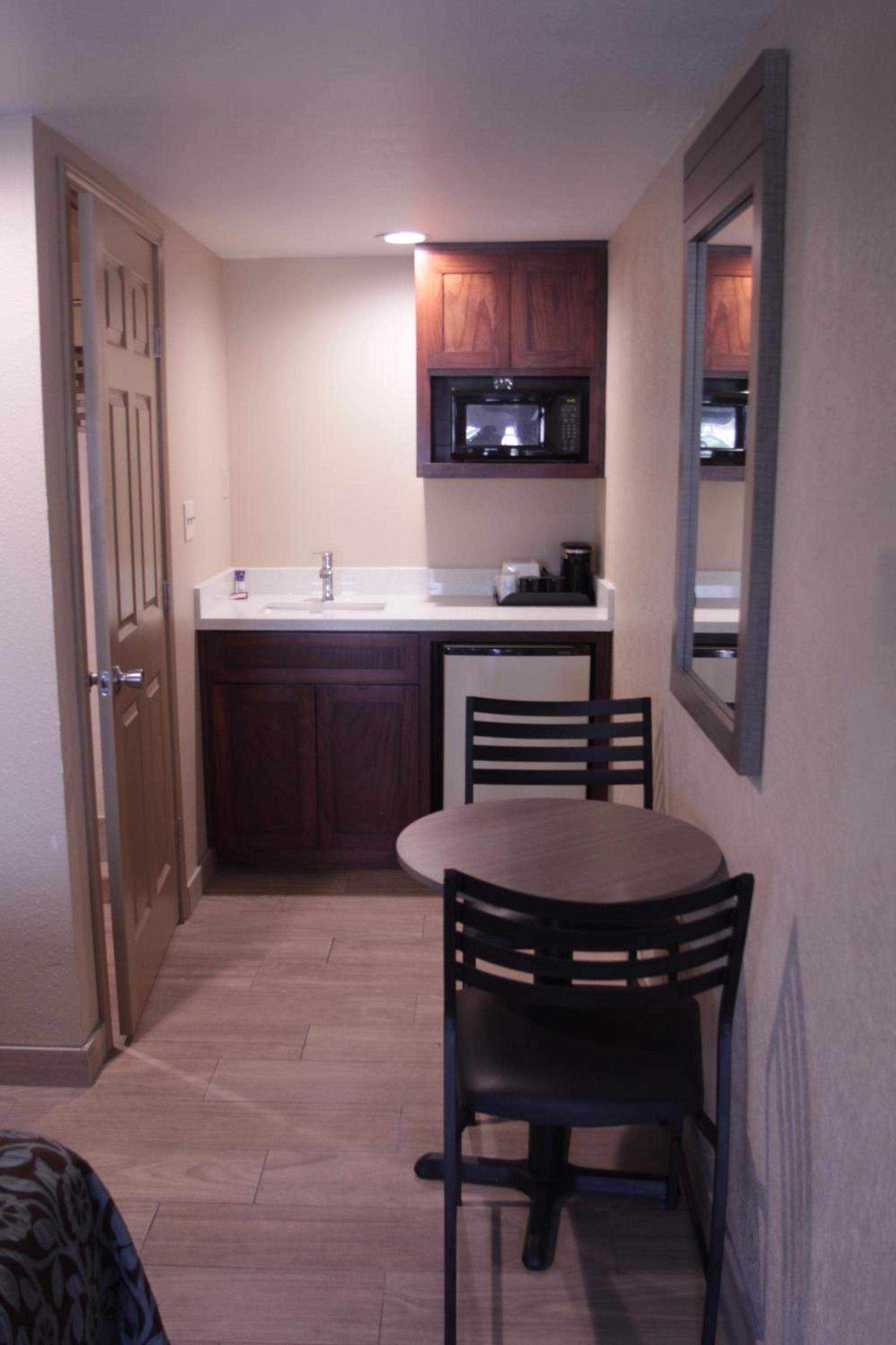 Americas Best Value Inn Port Aransas photo 42