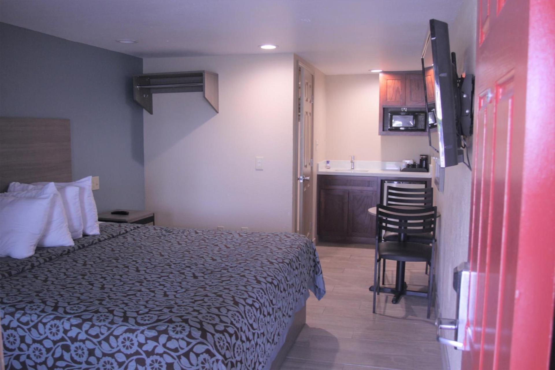 Americas Best Value Inn Port Aransas photo 43