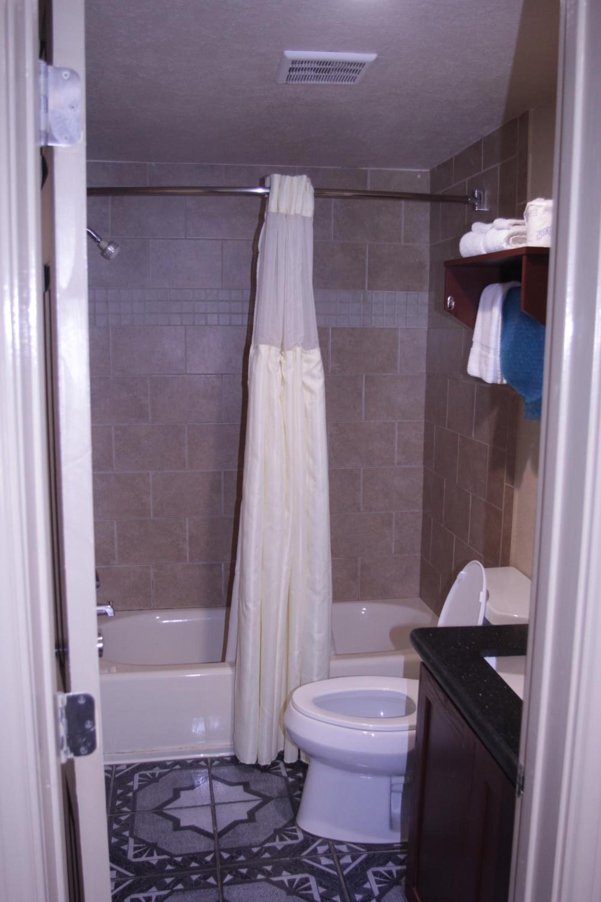Americas Best Value Inn Port Aransas photo 48