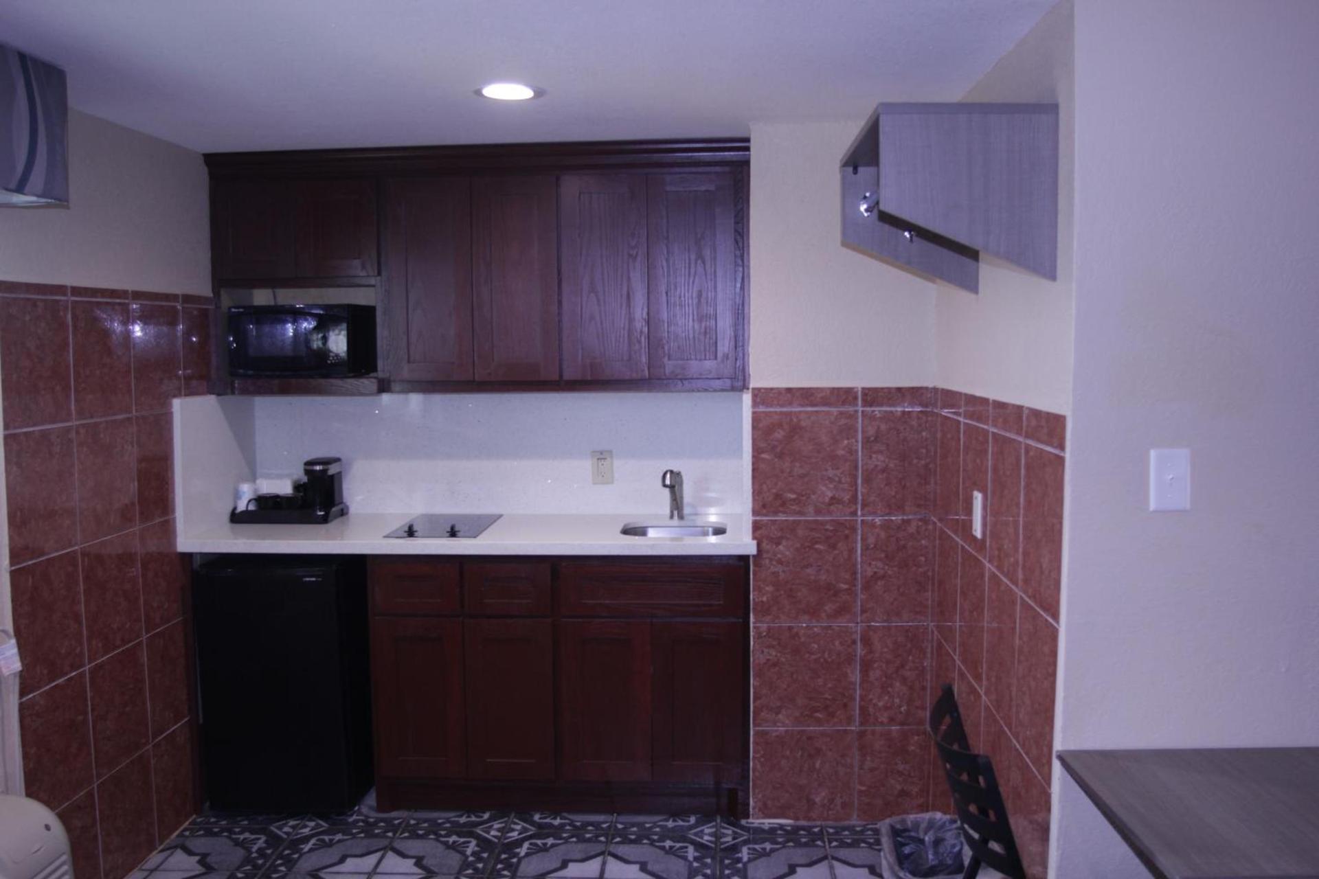 Americas Best Value Inn Port Aransas photo 24