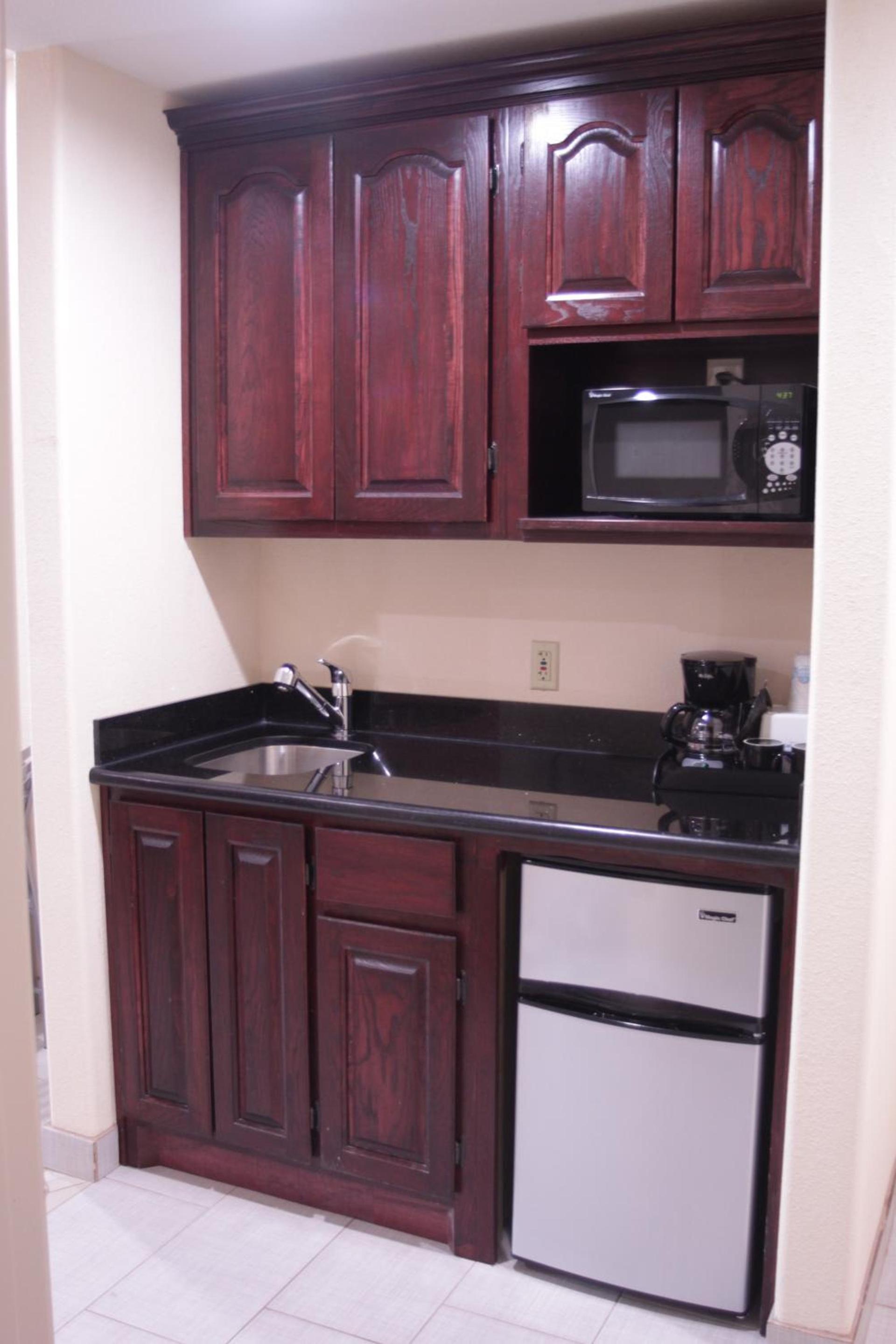 Americas Best Value Inn Port Aransas photo 17