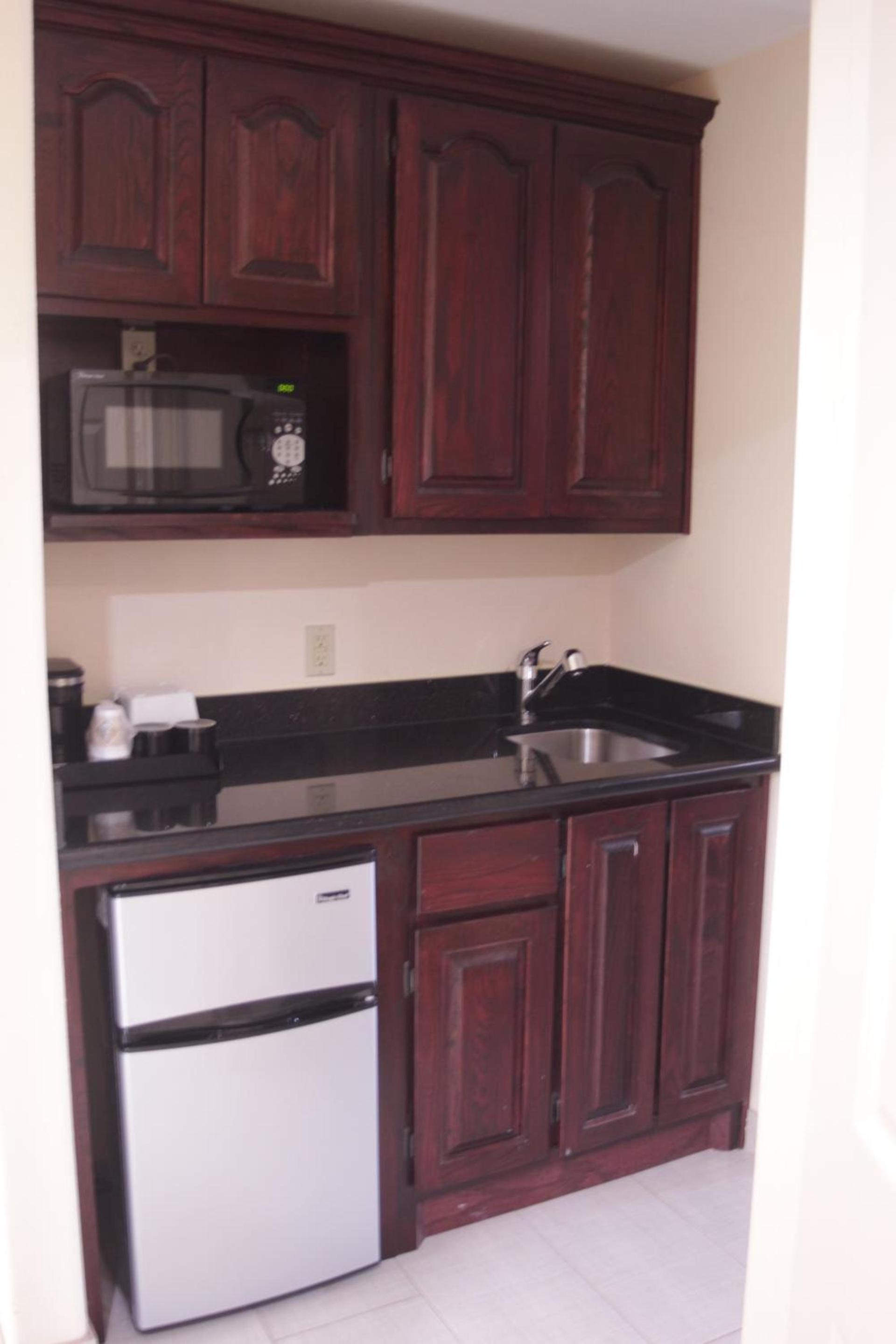 Americas Best Value Inn Port Aransas photo 55