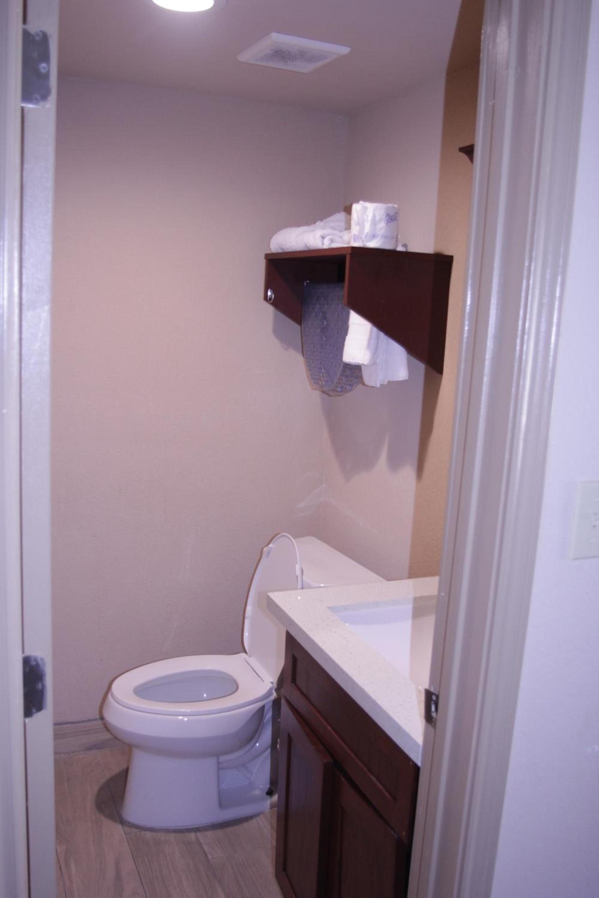 Americas Best Value Inn Port Aransas photo 56
