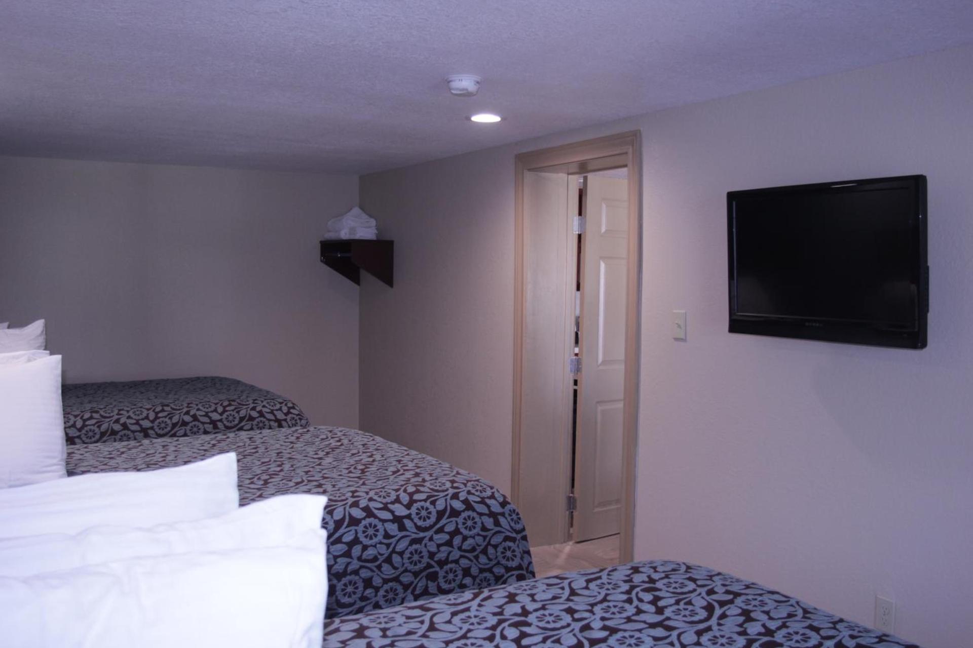 Americas Best Value Inn Port Aransas photo 60