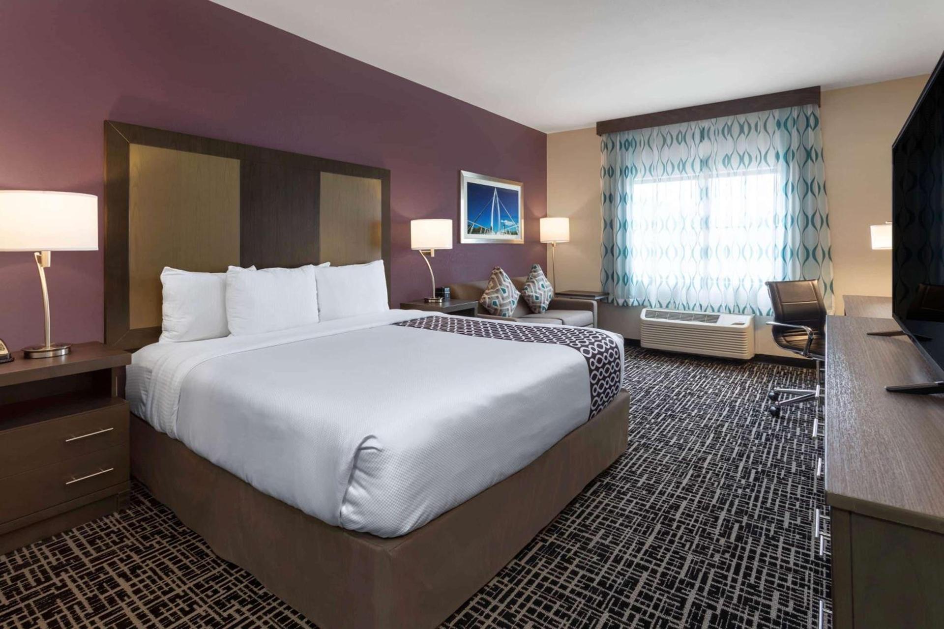 La Quinta by Wyndham Wichita Airport photo 36