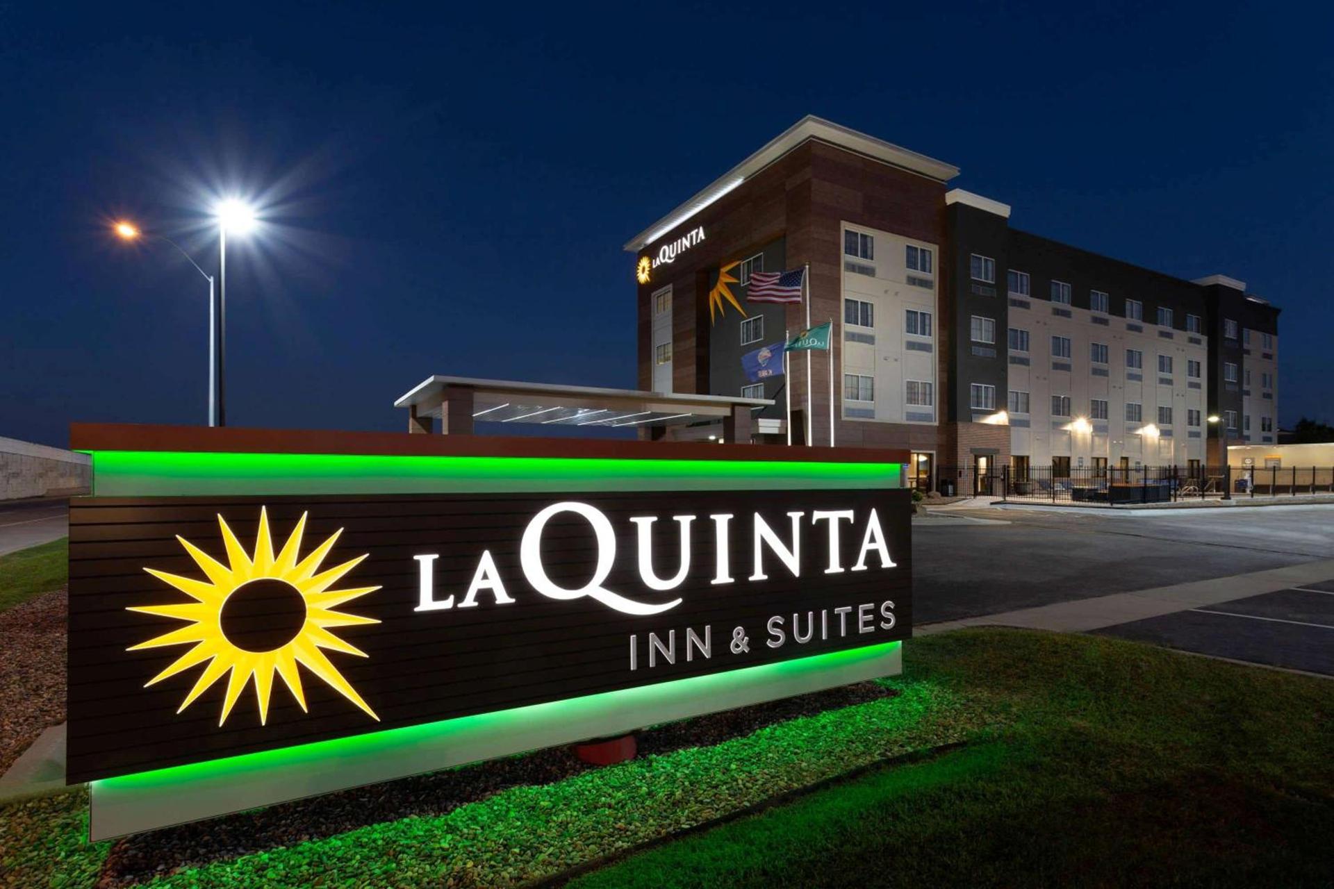 La Quinta by Wyndham Wichita Airport photo 25