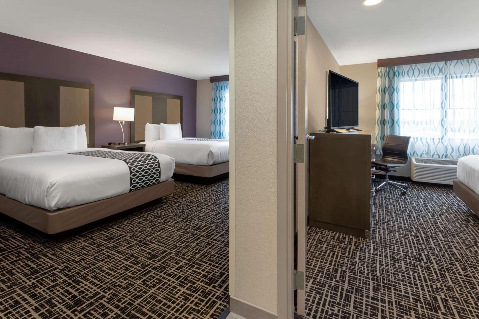 La Quinta by Wyndham Wichita Airport photo 20