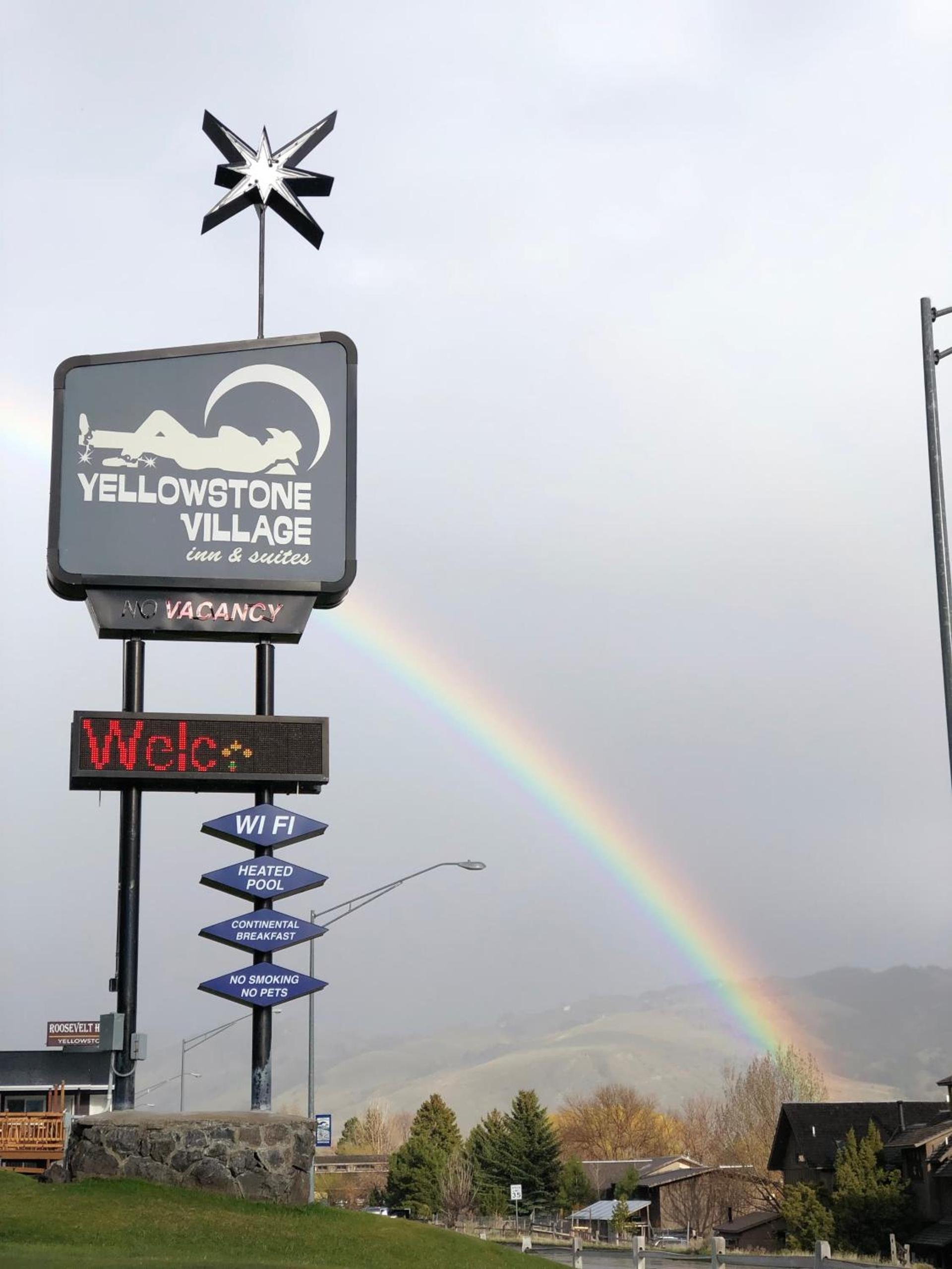 Yellowstone Village Inn and Suites photo 4