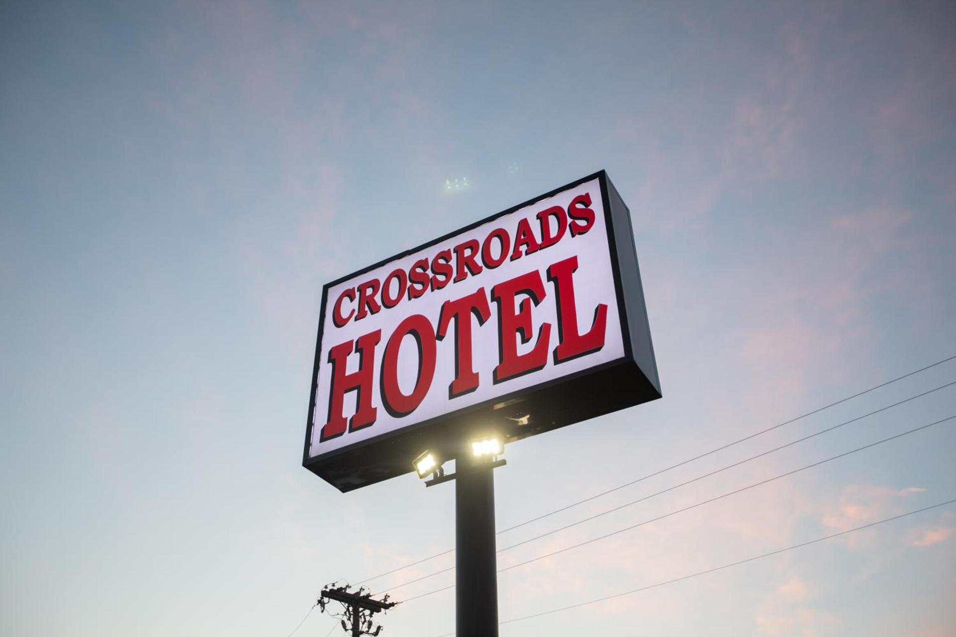The Crossroads Hotel and Suites Irving photo 2