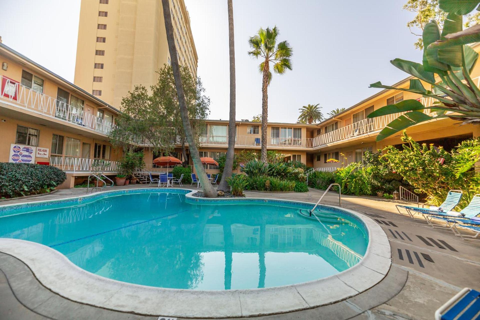 Cal Mar Hotel Suites photo 6