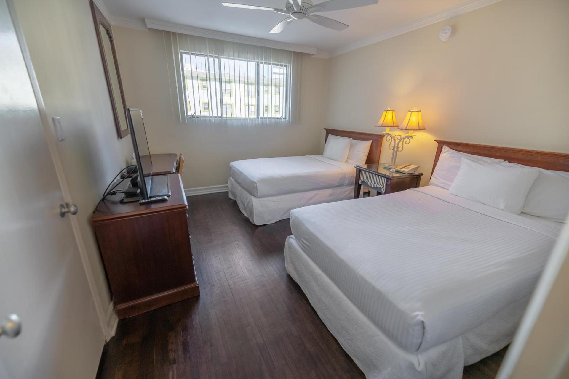 Cal Mar Hotel Suites photo 10