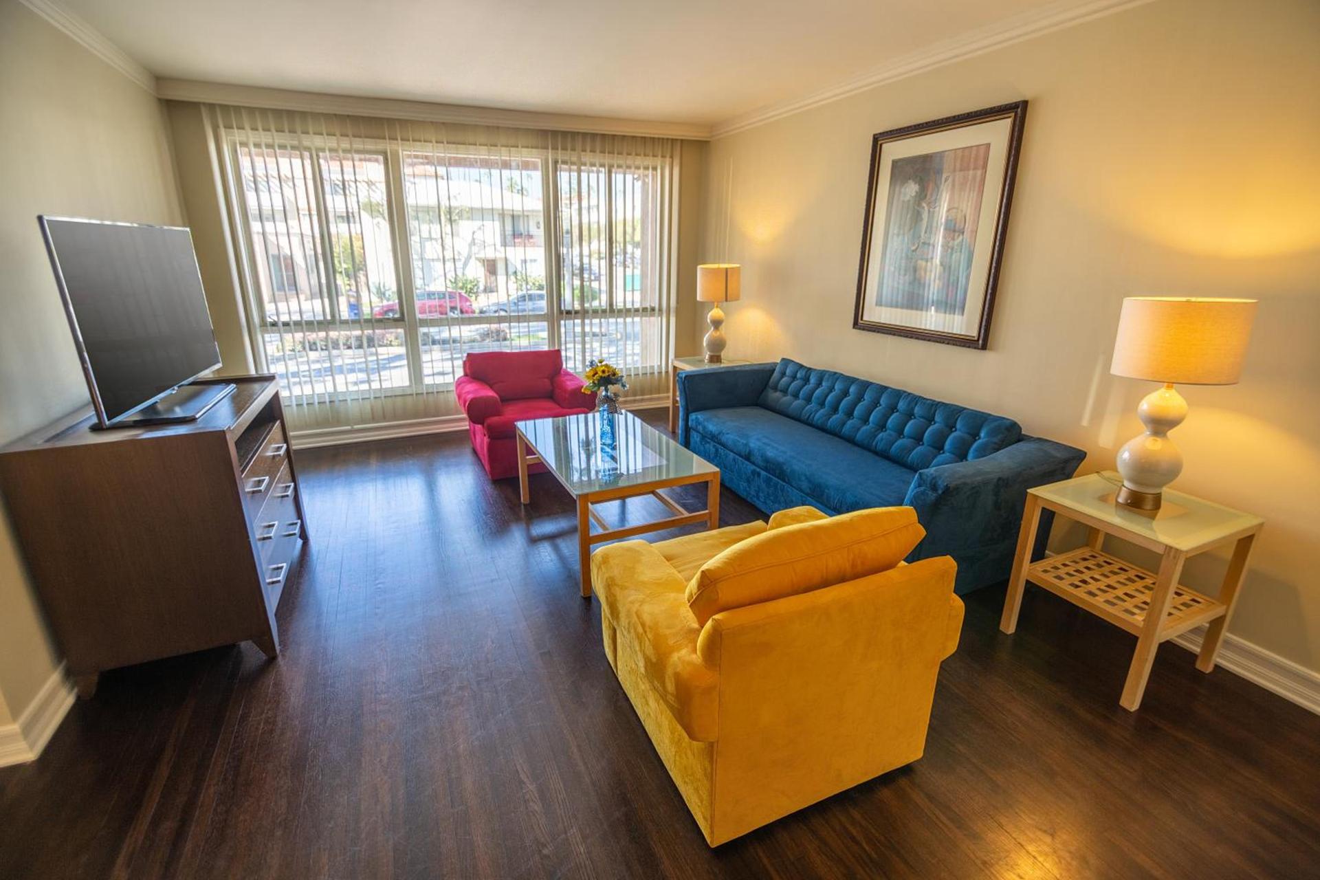 Cal Mar Hotel Suites photo 16
