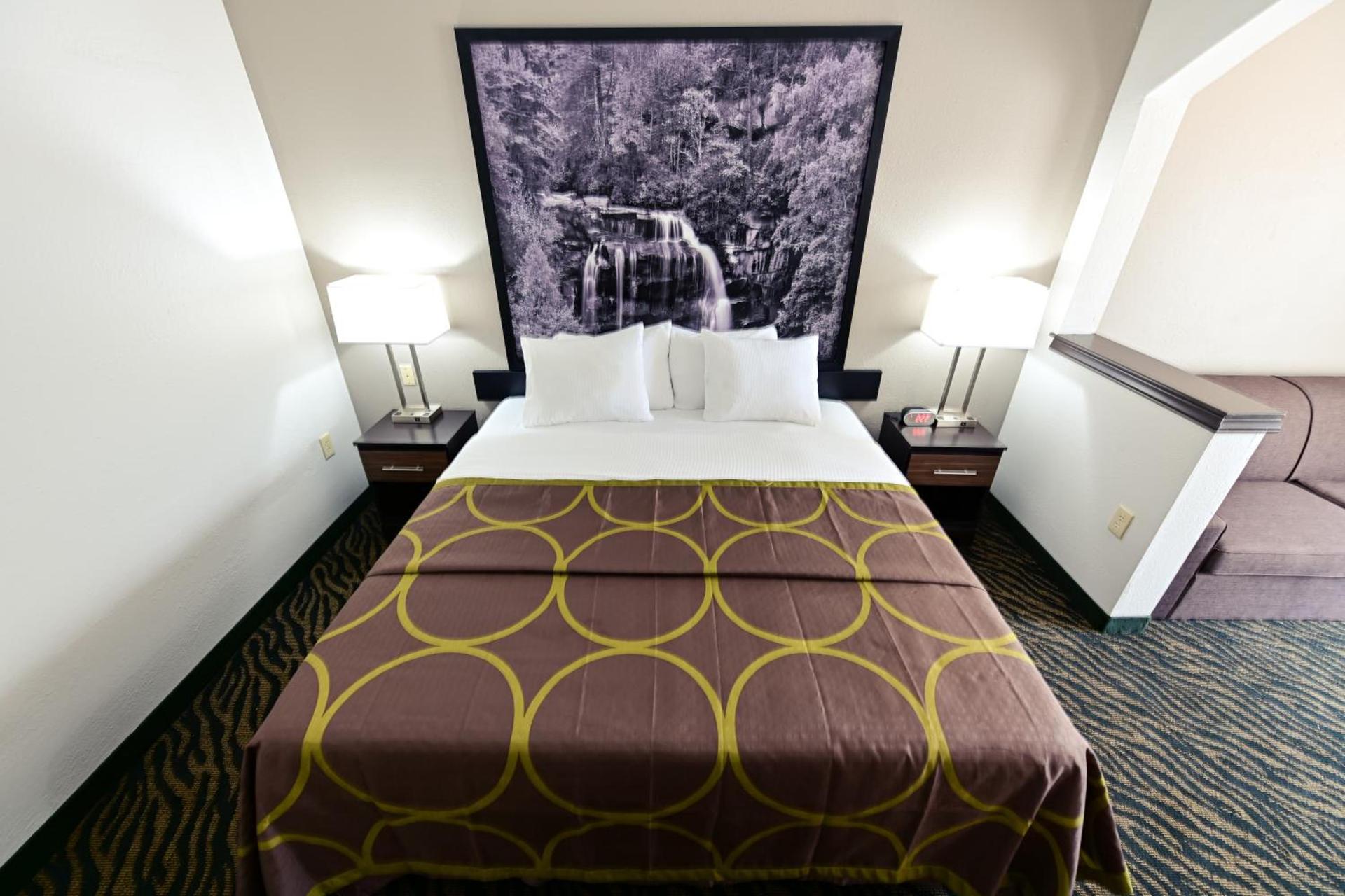 Super 8 by Wyndham High Point/Greensboro photo 56