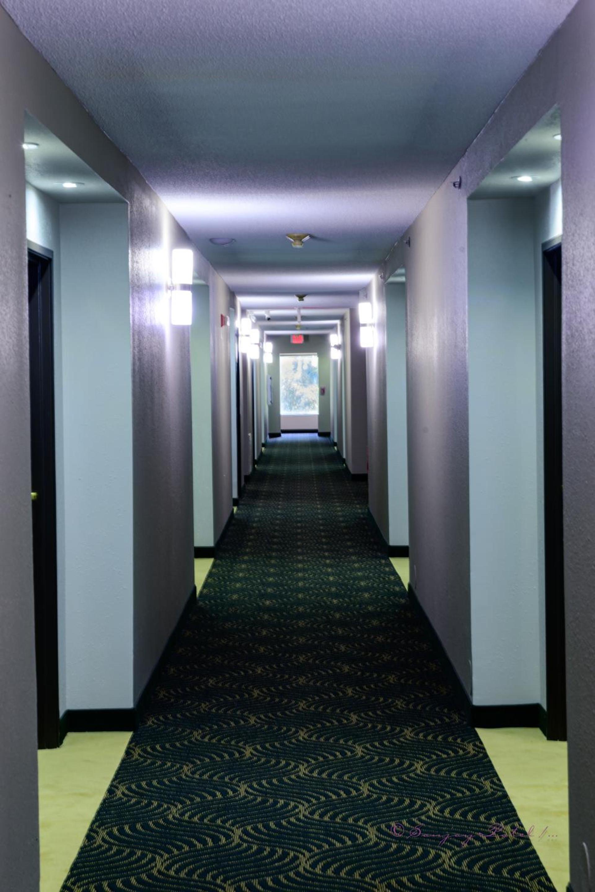 Super 8 by Wyndham High Point/Greensboro photo 51
