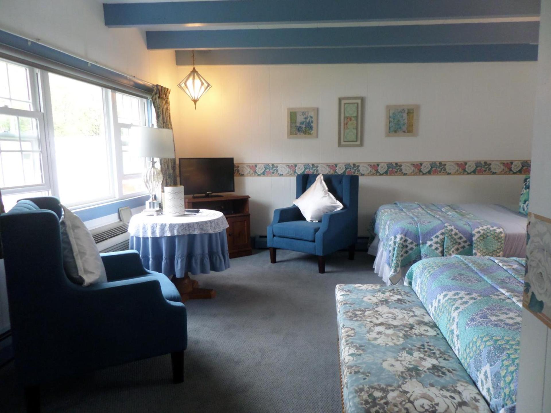 Claddagh Motel & Suites photo 17