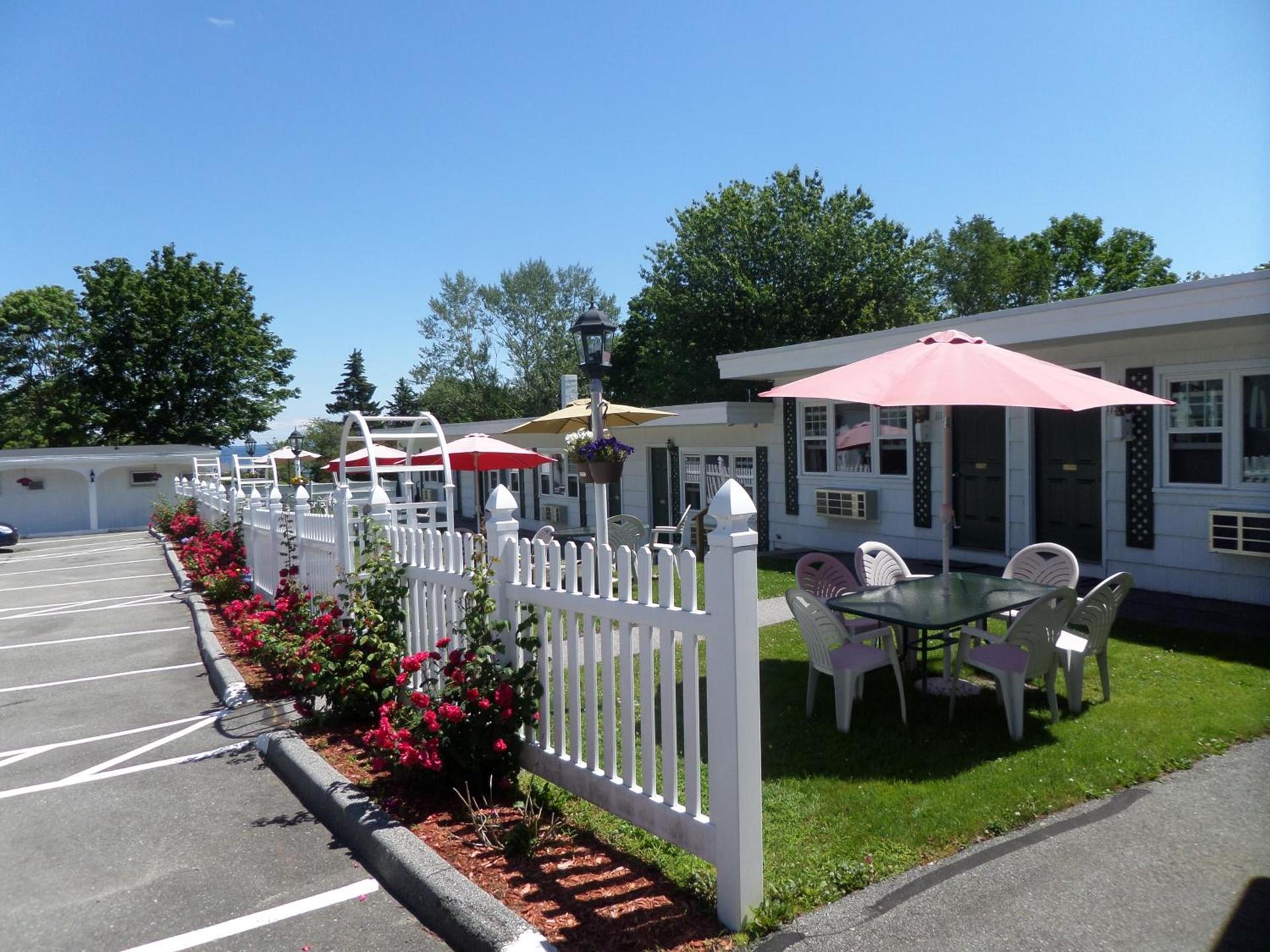 Claddagh Motel & Suites photo 15