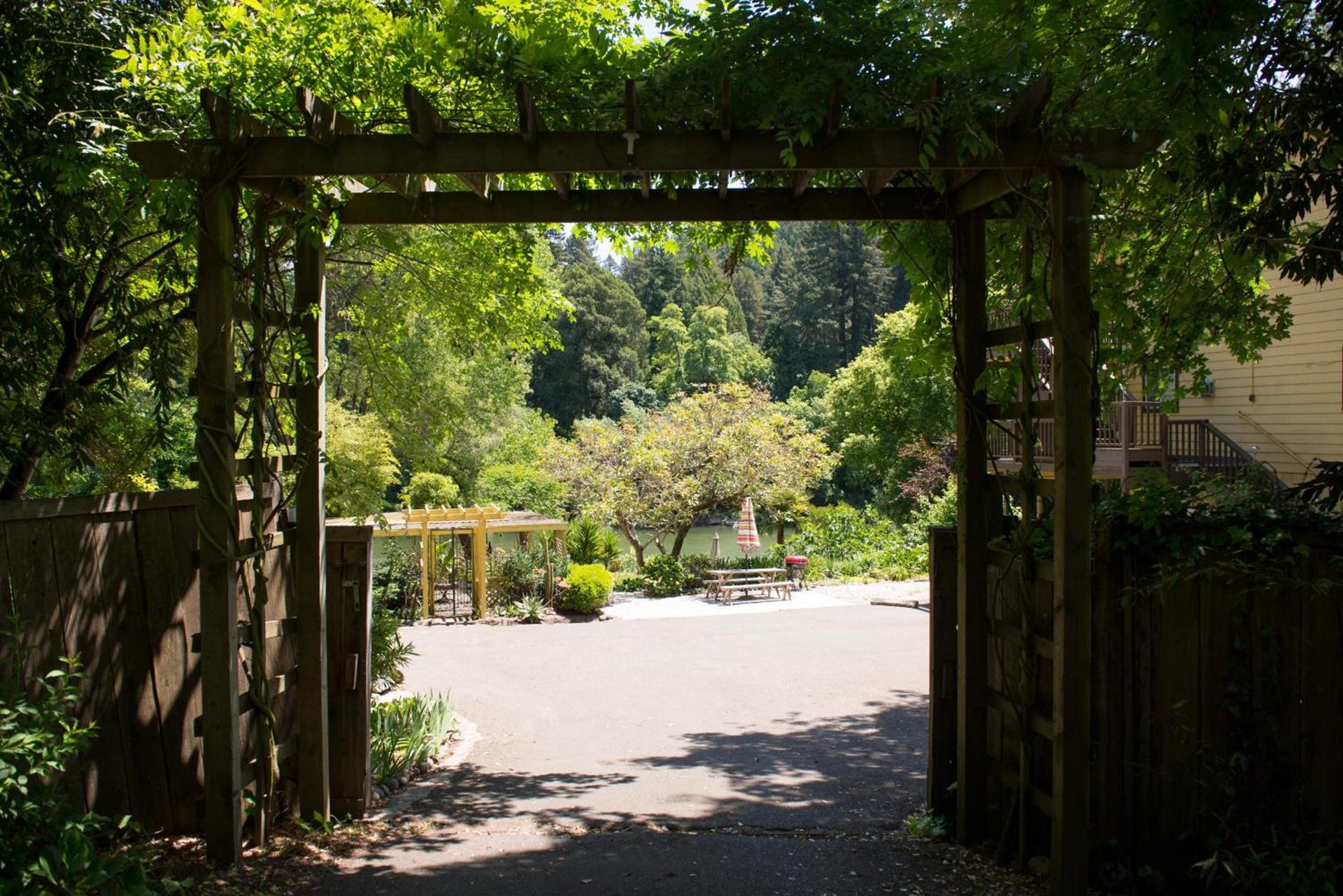 River View Garden Resort photo 49