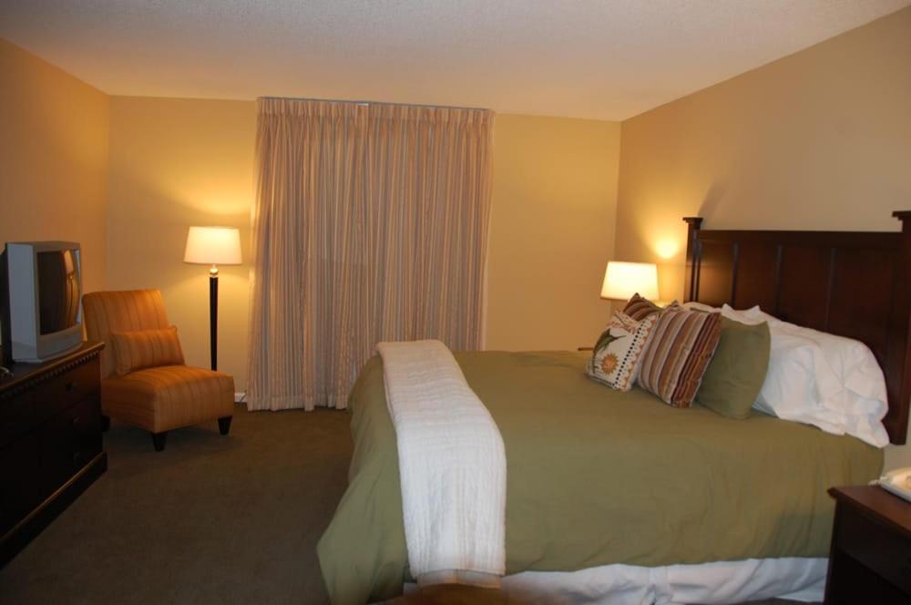 Ambassador Inn photo 17