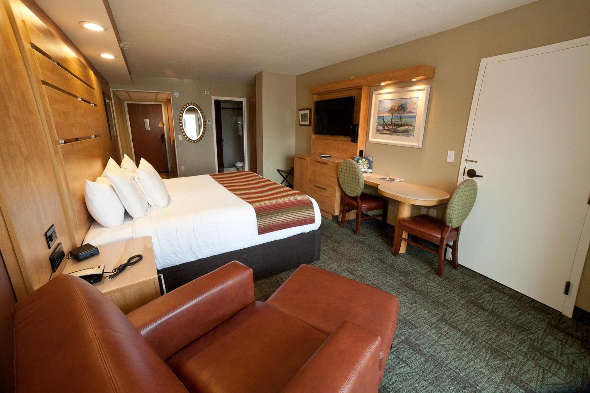 DeSoto Beach Hotel photo 40