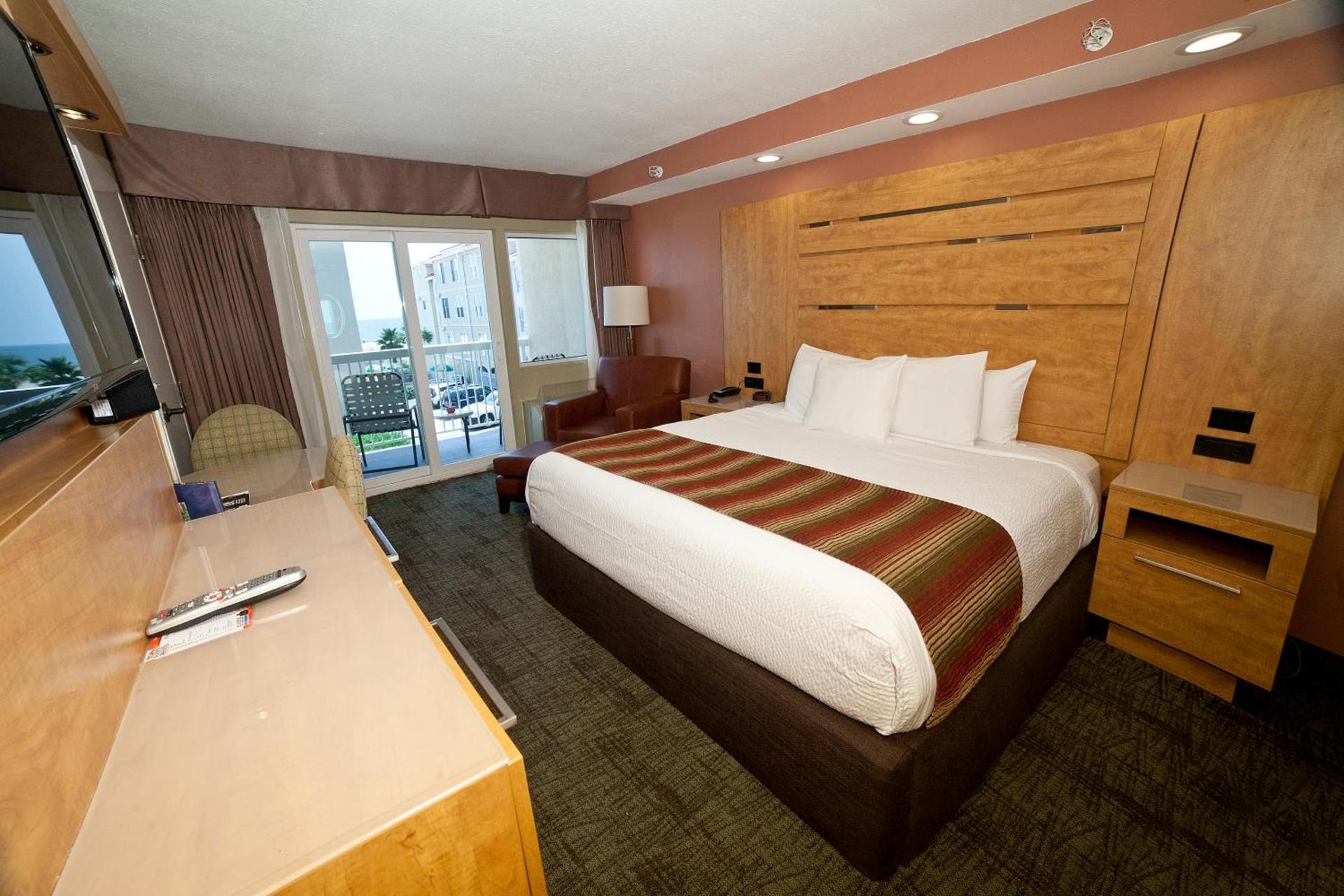 DeSoto Beach Hotel photo 41