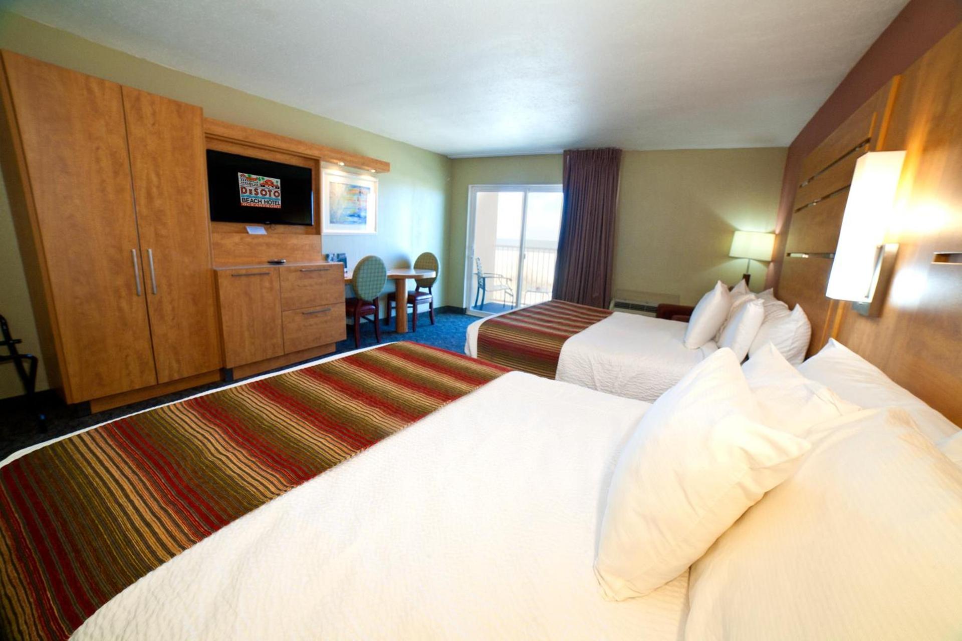 DeSoto Beach Hotel photo 38