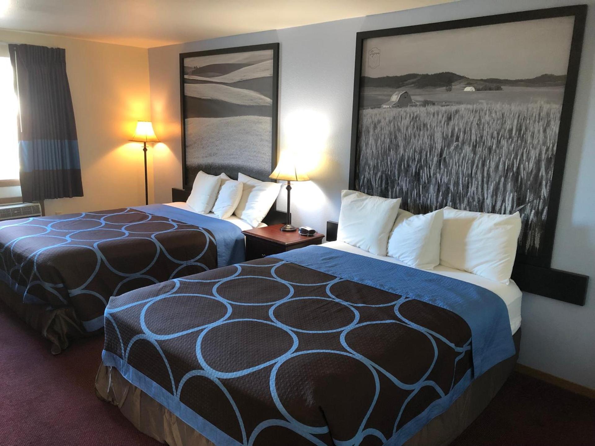 Super 8 by Wyndham Lewiston photo 8
