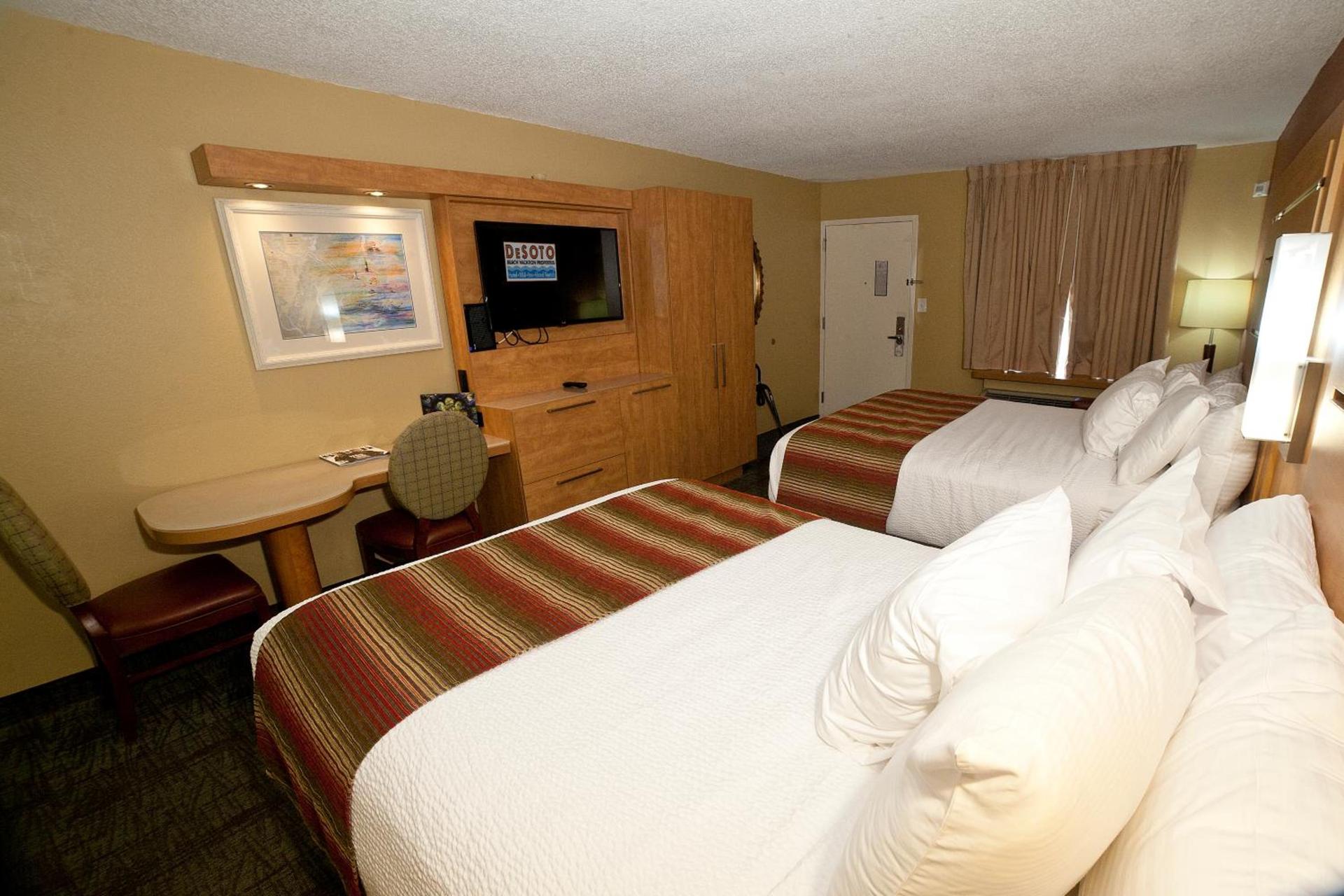 DeSoto Beach Hotel photo 17
