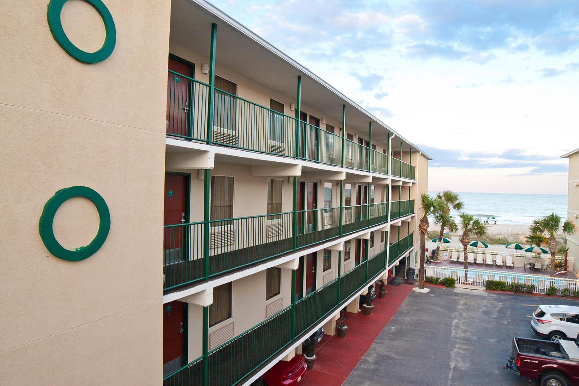 DeSoto Beach Hotel photo 5