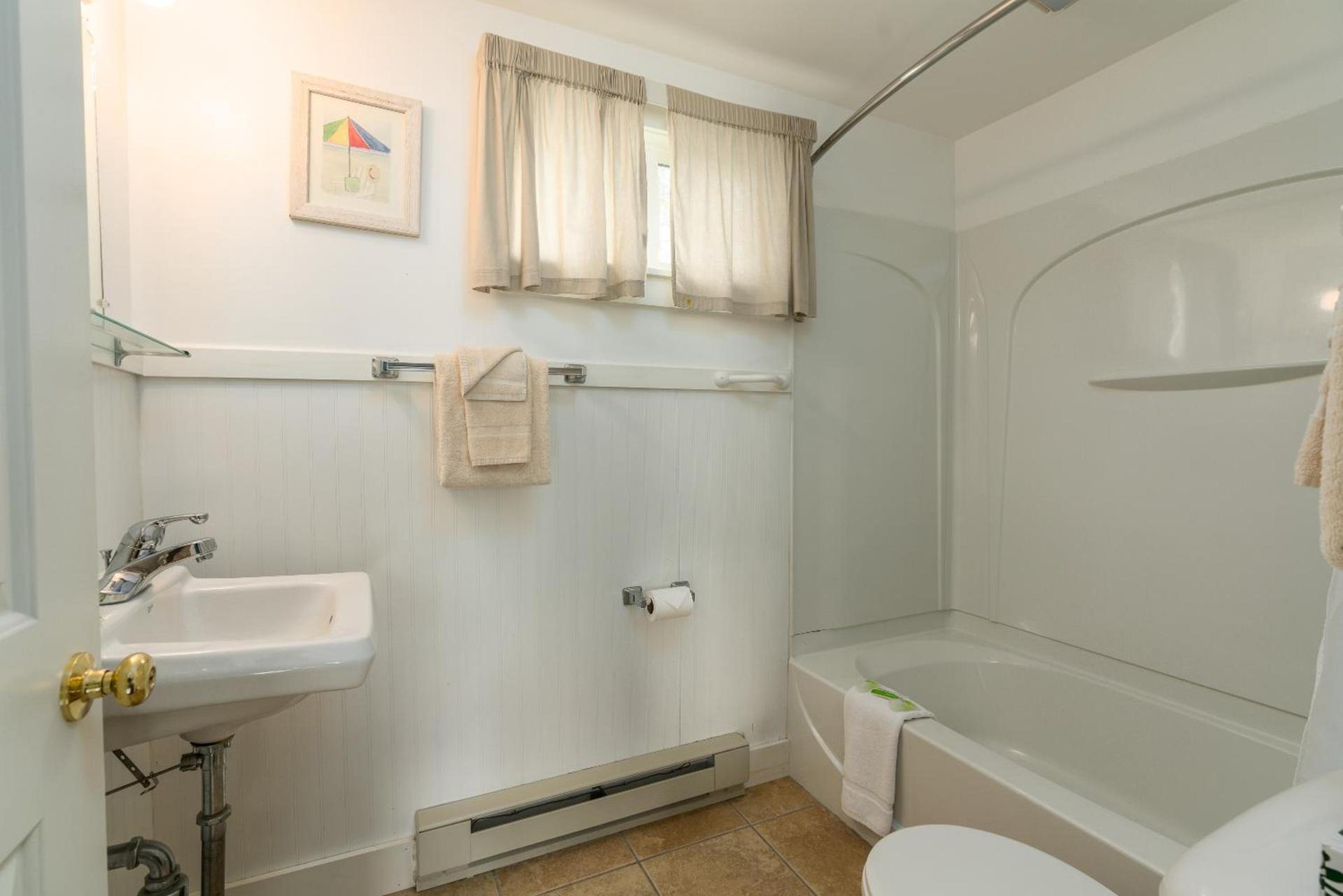 Ne'r Beach Motel photo 41