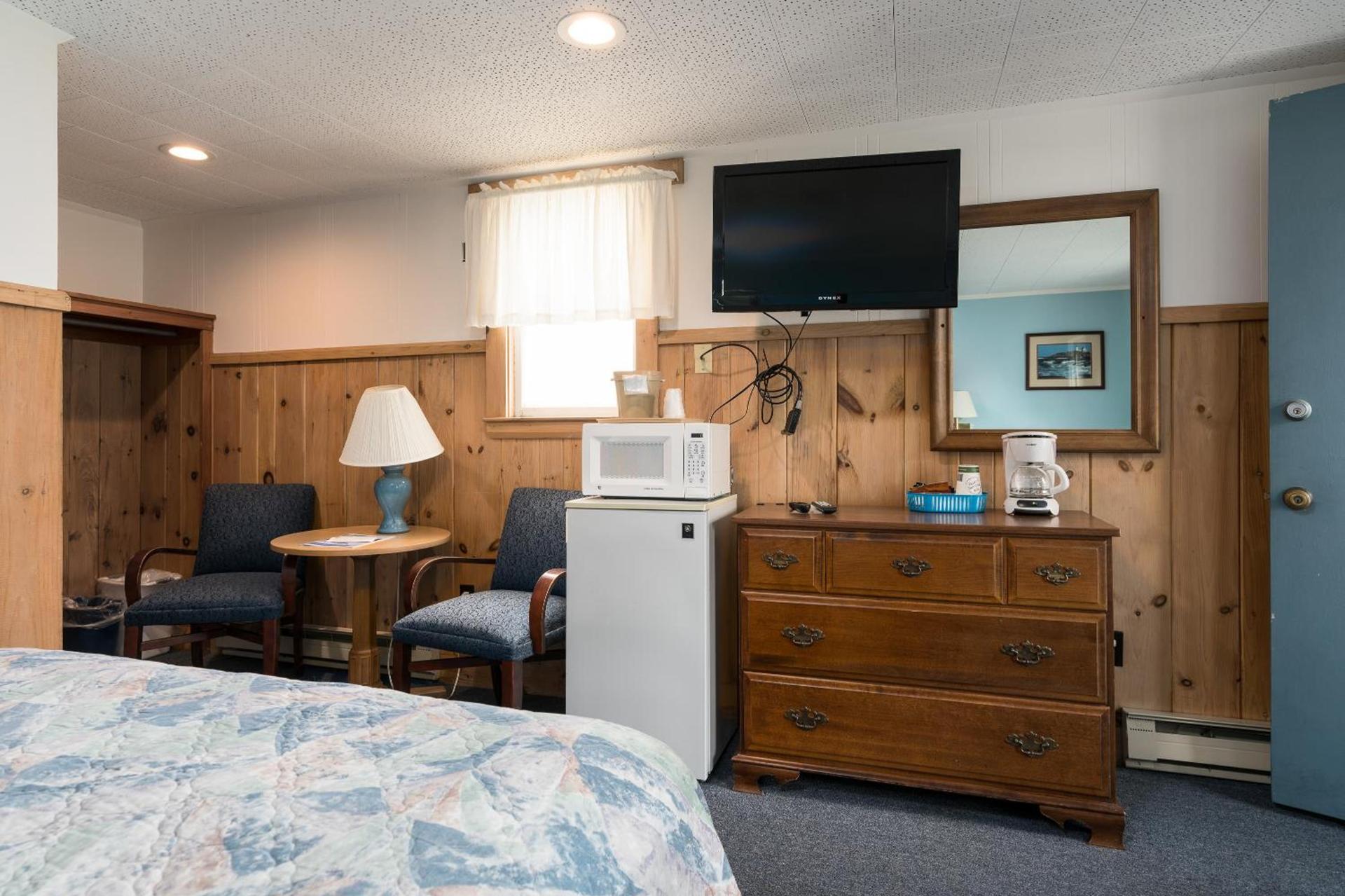 Ne'r Beach Motel photo 54