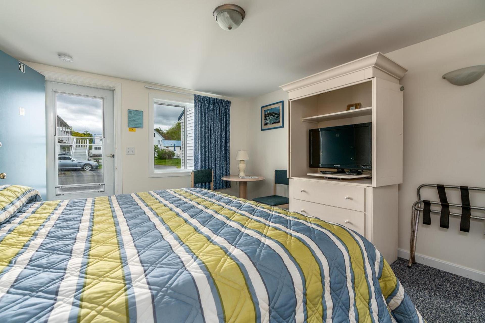 Ne'r Beach Motel photo 58
