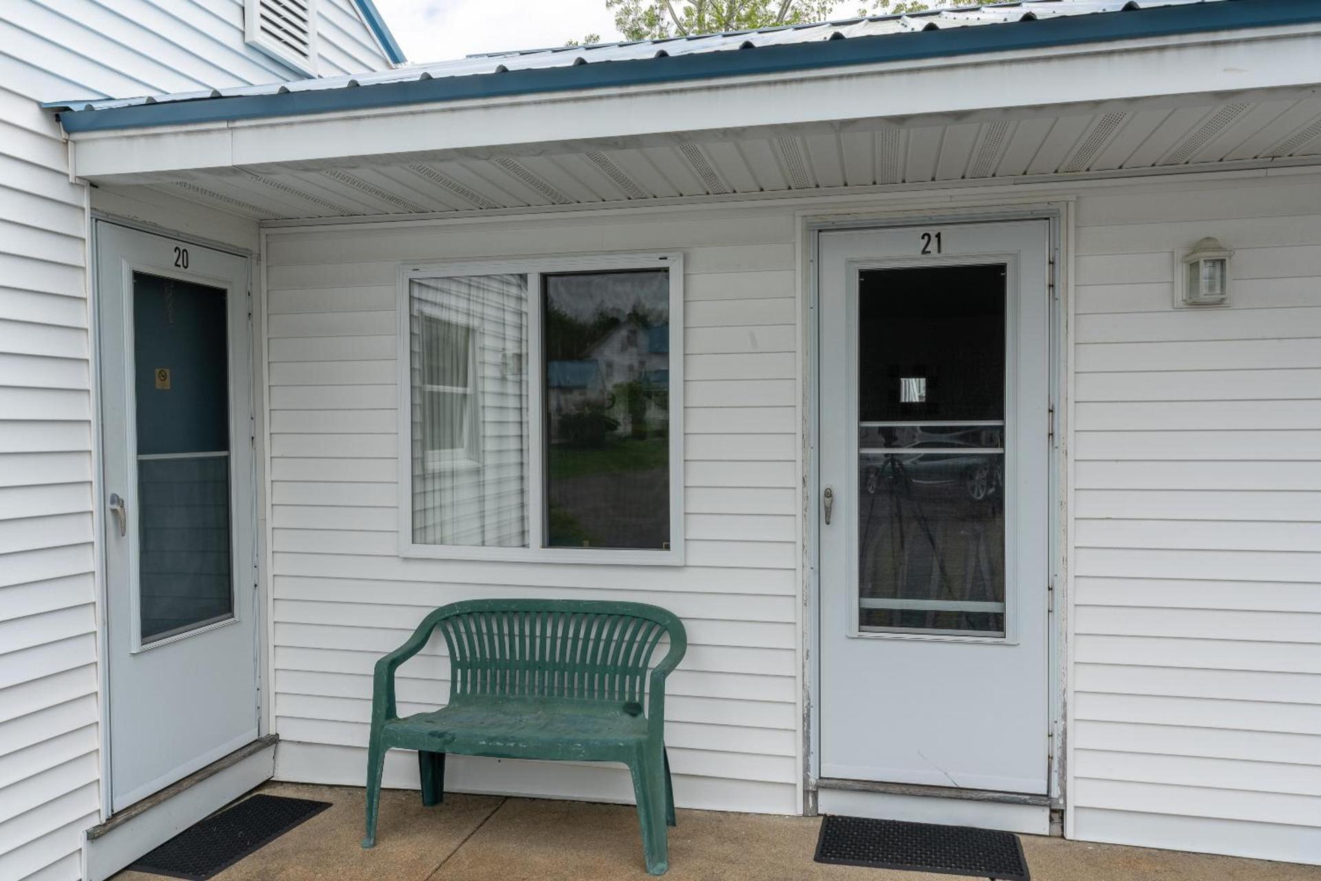Ne'r Beach Motel photo 60