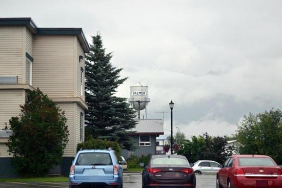 Valley Hotel & 24/7 Open Cafe photo 3