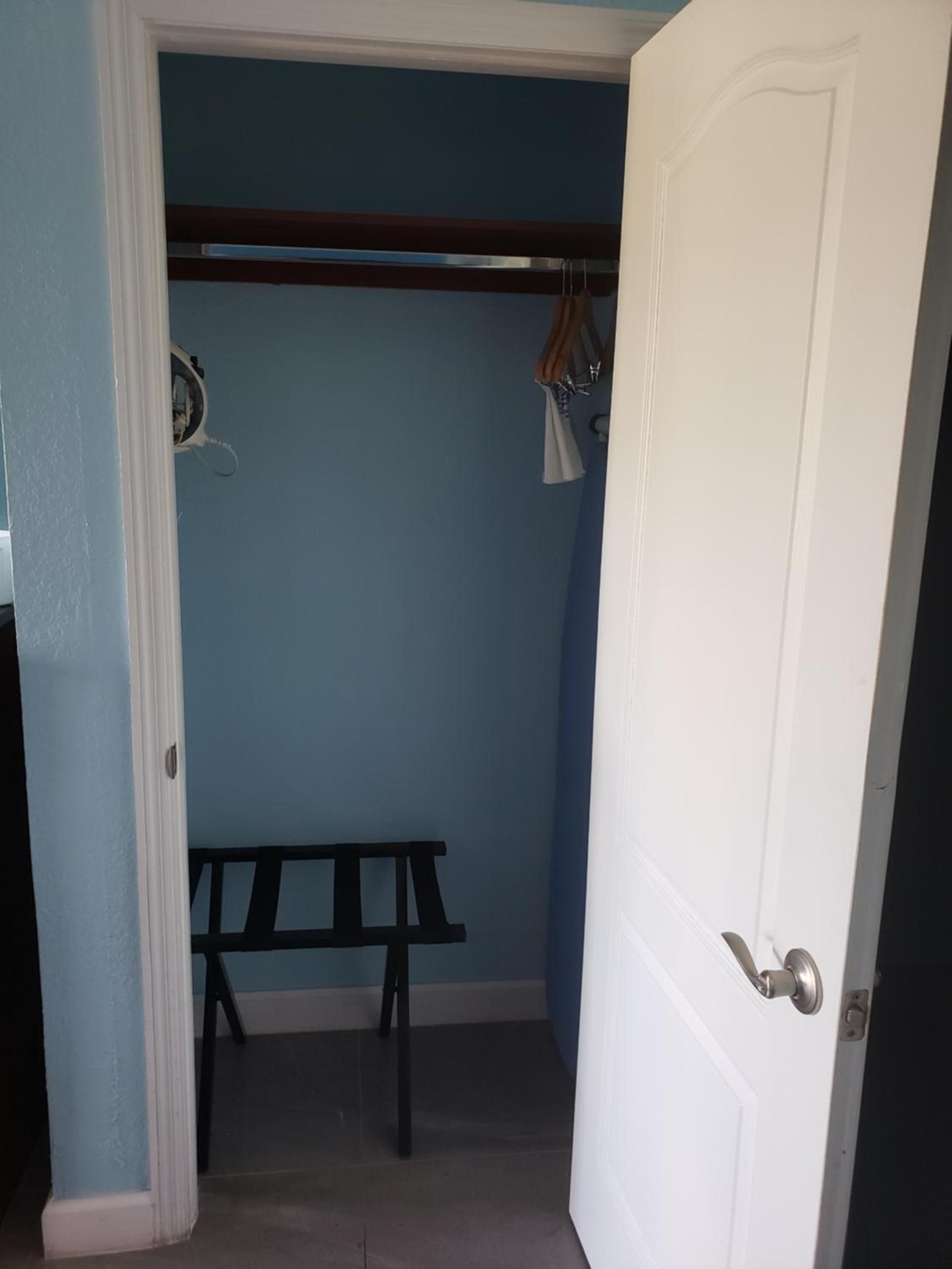 Days Inn by Wyndham Florida City photo 35