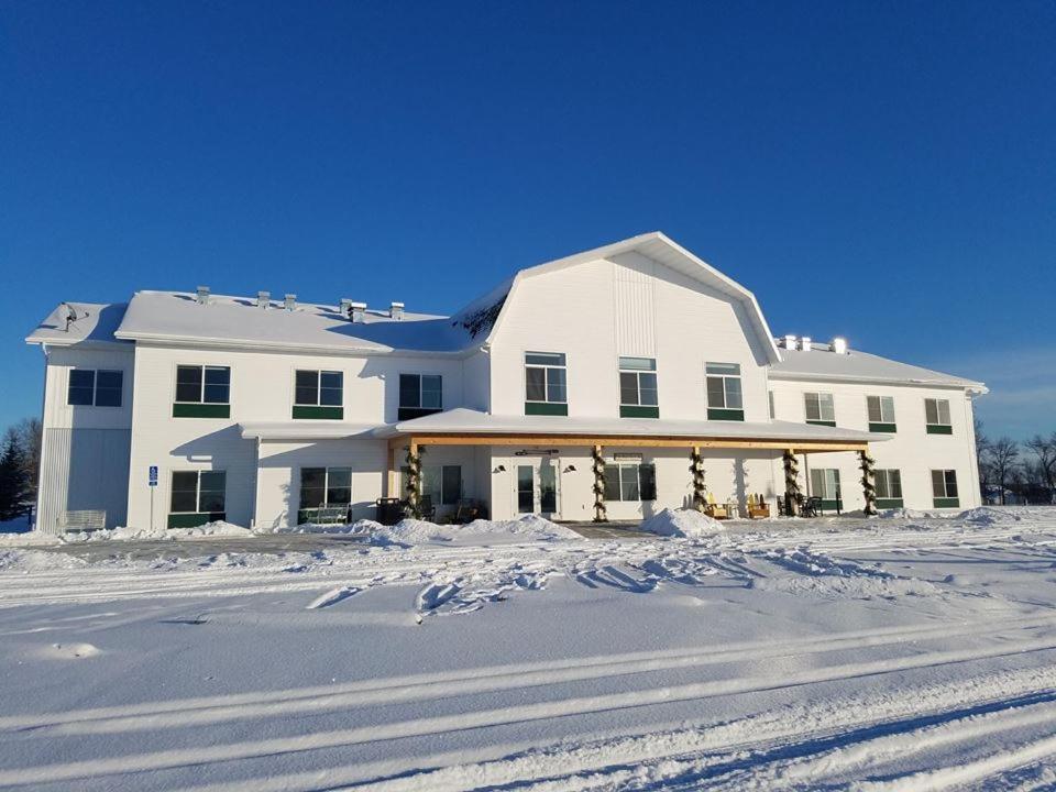 Lakes Inn at Dunvilla photo 4